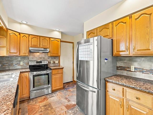 1213 W JEFFERSON STREET, Marshfield, Wisconsin 54449, 4 Bedrooms Bedrooms, ,2 BathroomsBathrooms,Residential,For Sale,1213 W JEFFERSON STREET,22603545