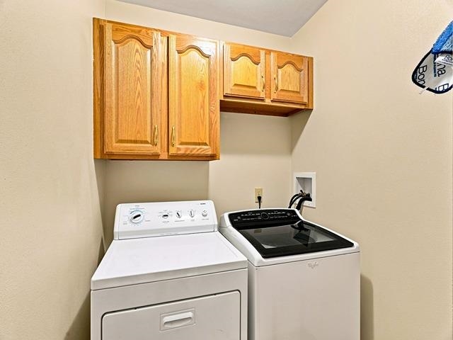 1213 W JEFFERSON STREET, Marshfield, Wisconsin 54449, 4 Bedrooms Bedrooms, ,2 BathroomsBathrooms,Residential,For Sale,1213 W JEFFERSON STREET,22603545