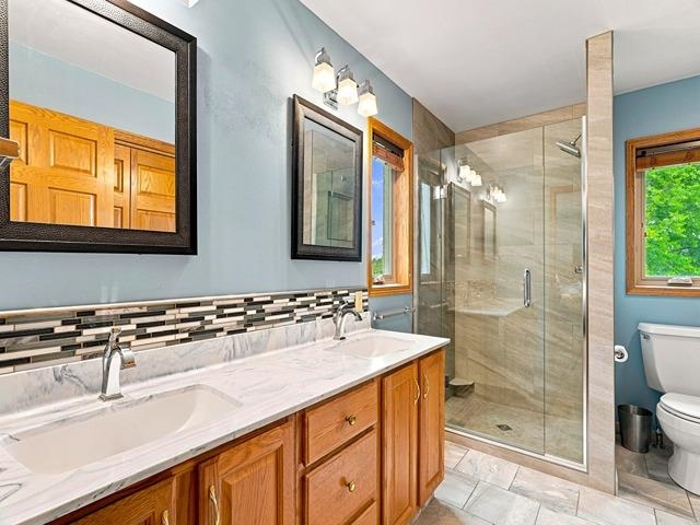 1213 W JEFFERSON STREET, Marshfield, Wisconsin 54449, 4 Bedrooms Bedrooms, ,2 BathroomsBathrooms,Residential,For Sale,1213 W JEFFERSON STREET,22603545