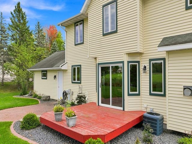 1213 W JEFFERSON STREET, Marshfield, Wisconsin 54449, 4 Bedrooms Bedrooms, ,2 BathroomsBathrooms,Residential,For Sale,1213 W JEFFERSON STREET,22603545