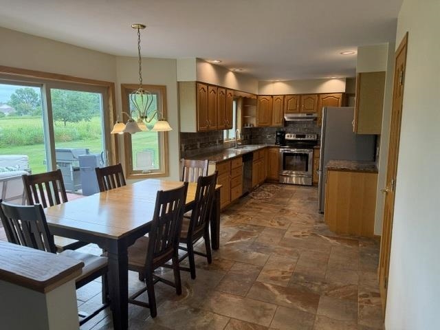 1213 W JEFFERSON STREET, Marshfield, Wisconsin 54449, 4 Bedrooms Bedrooms, ,2 BathroomsBathrooms,Residential,For Sale,1213 W JEFFERSON STREET,22603545