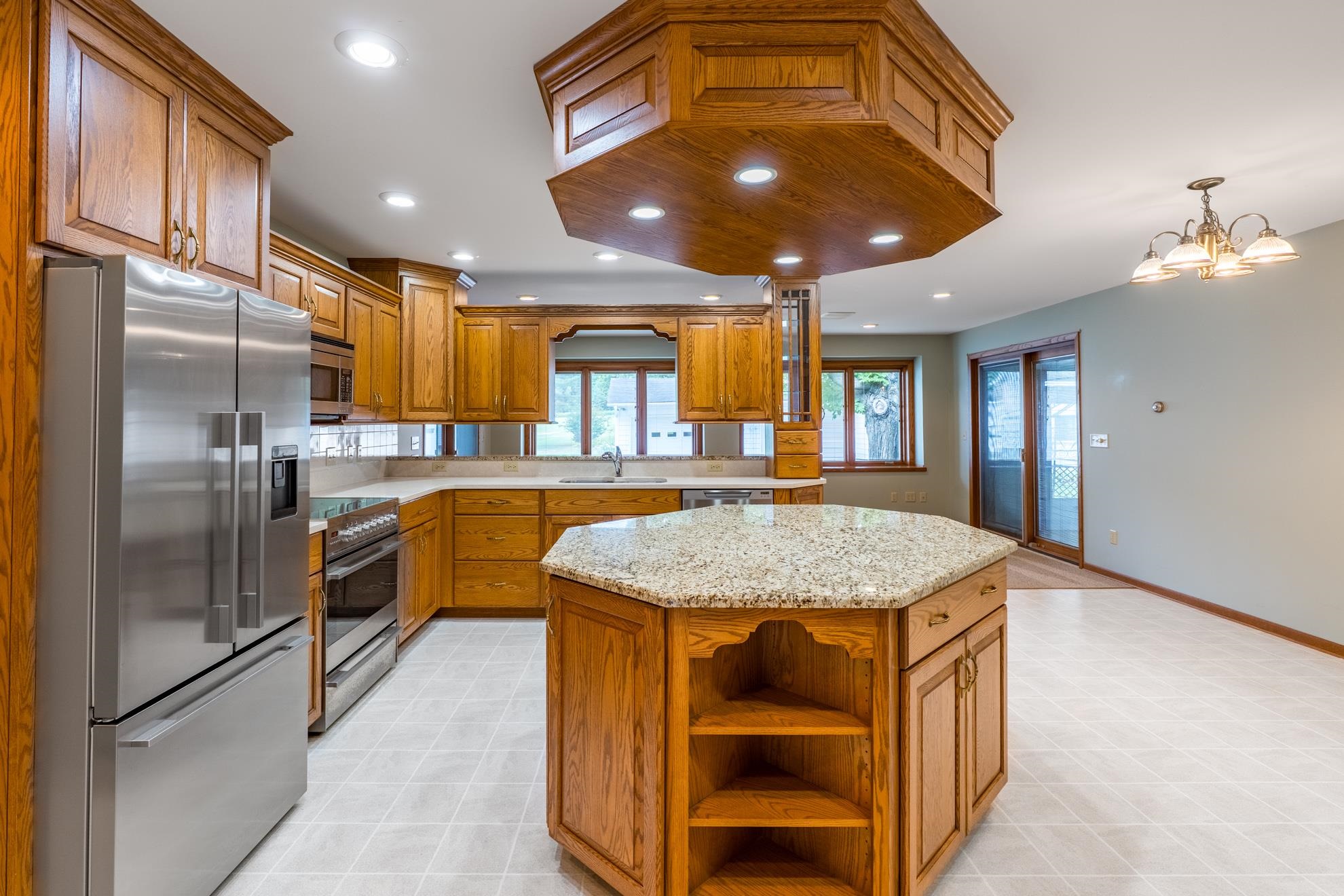 812 S 84TH AVENUE, Wausau, Wisconsin 54401, 3 Bedrooms Bedrooms, ,2 BathroomsBathrooms,Residential,For Sale,812 S 84TH AVENUE,22603548