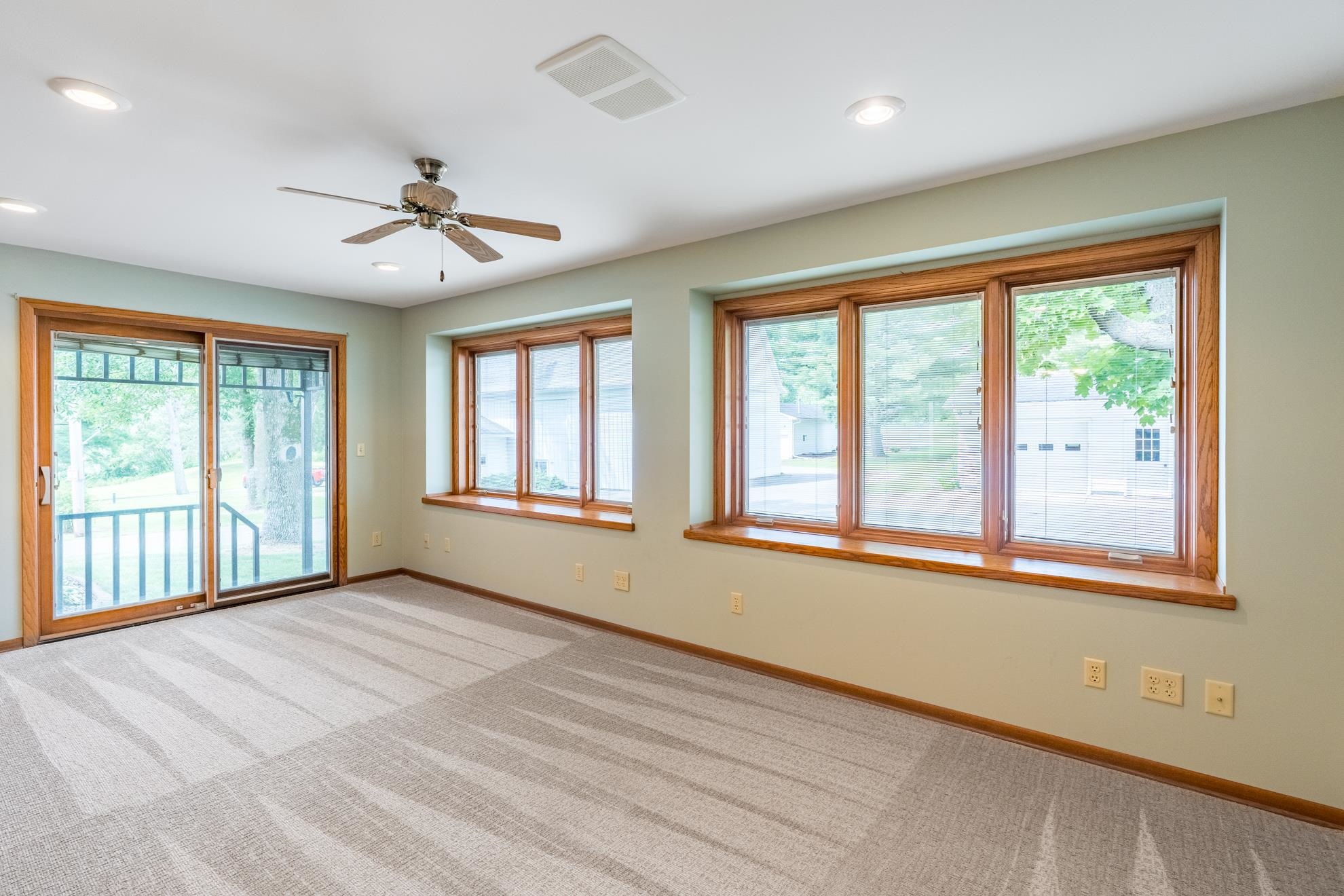 812 S 84TH AVENUE, Wausau, Wisconsin 54401, 3 Bedrooms Bedrooms, ,2 BathroomsBathrooms,Residential,For Sale,812 S 84TH AVENUE,22603548