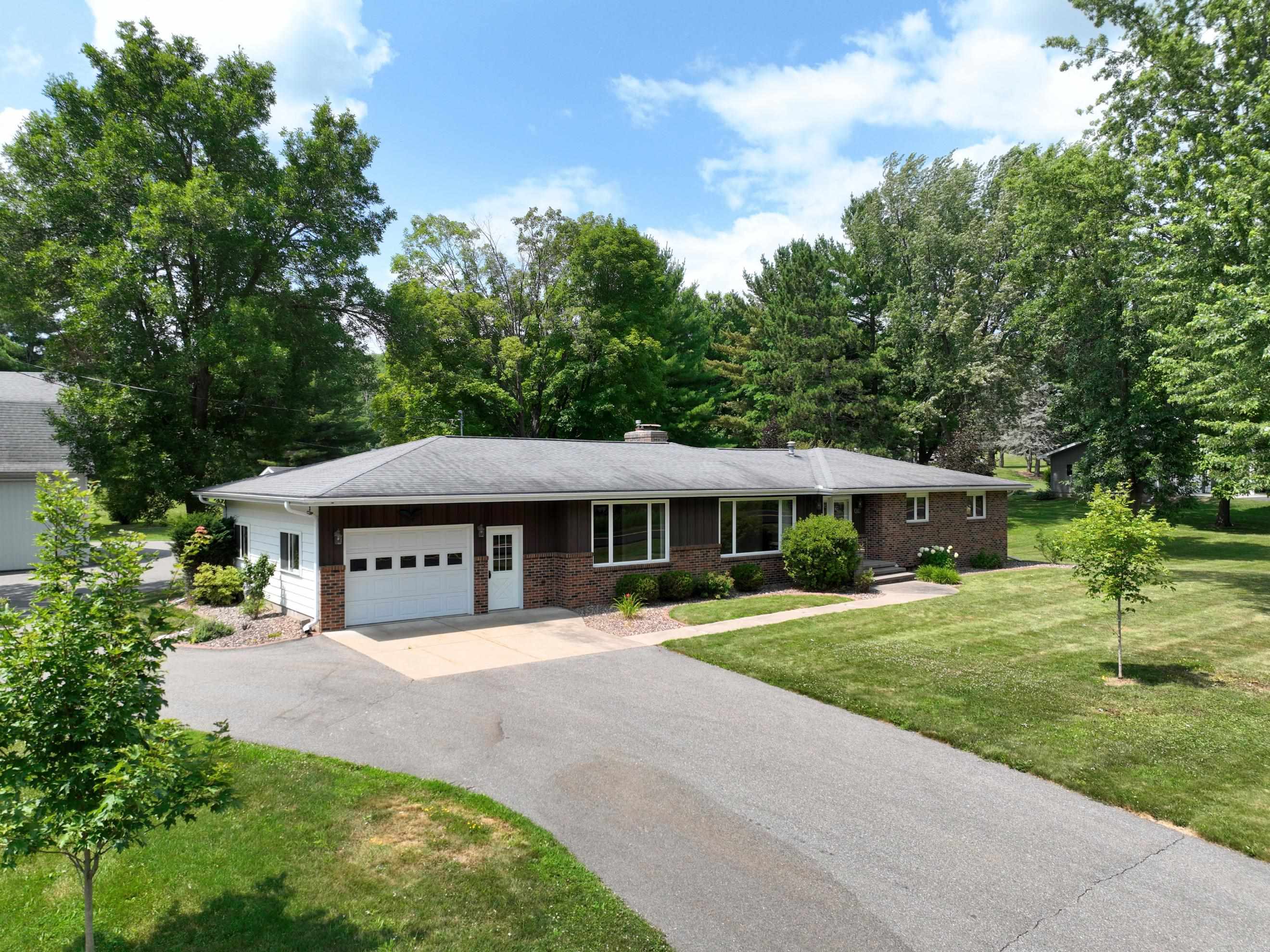 812 S 84TH AVENUE, Wausau, Wisconsin 54401, 3 Bedrooms Bedrooms, ,2 BathroomsBathrooms,Residential,For Sale,812 S 84TH AVENUE,22603548