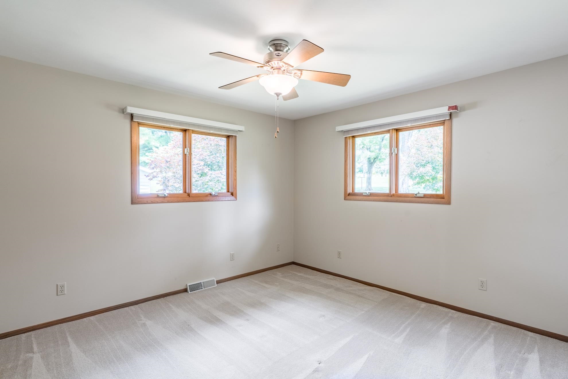 812 S 84TH AVENUE, Wausau, Wisconsin 54401, 3 Bedrooms Bedrooms, ,2 BathroomsBathrooms,Residential,For Sale,812 S 84TH AVENUE,22603548