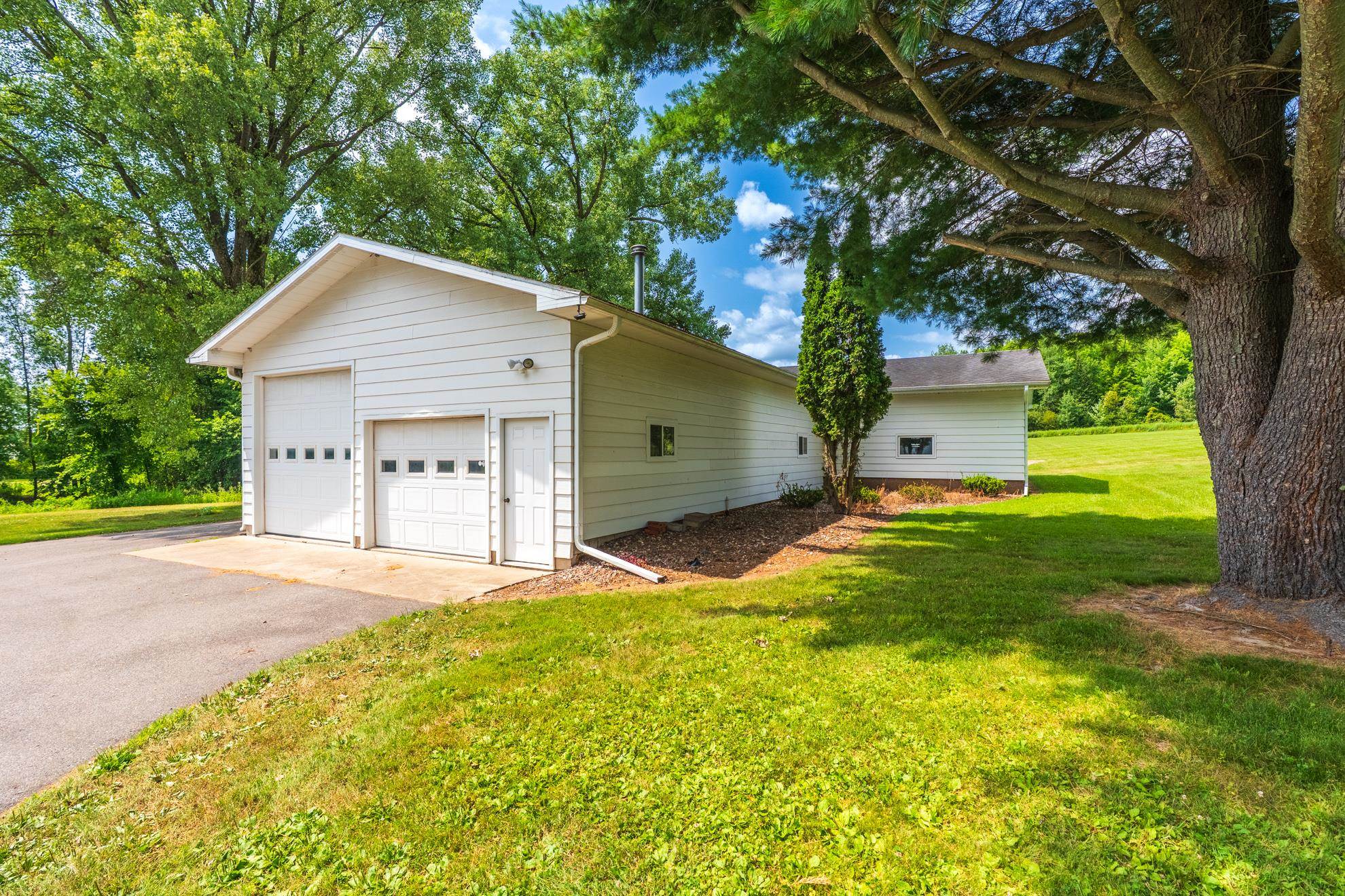 812 S 84TH AVENUE, Wausau, Wisconsin 54401, 3 Bedrooms Bedrooms, ,2 BathroomsBathrooms,Residential,For Sale,812 S 84TH AVENUE,22603548