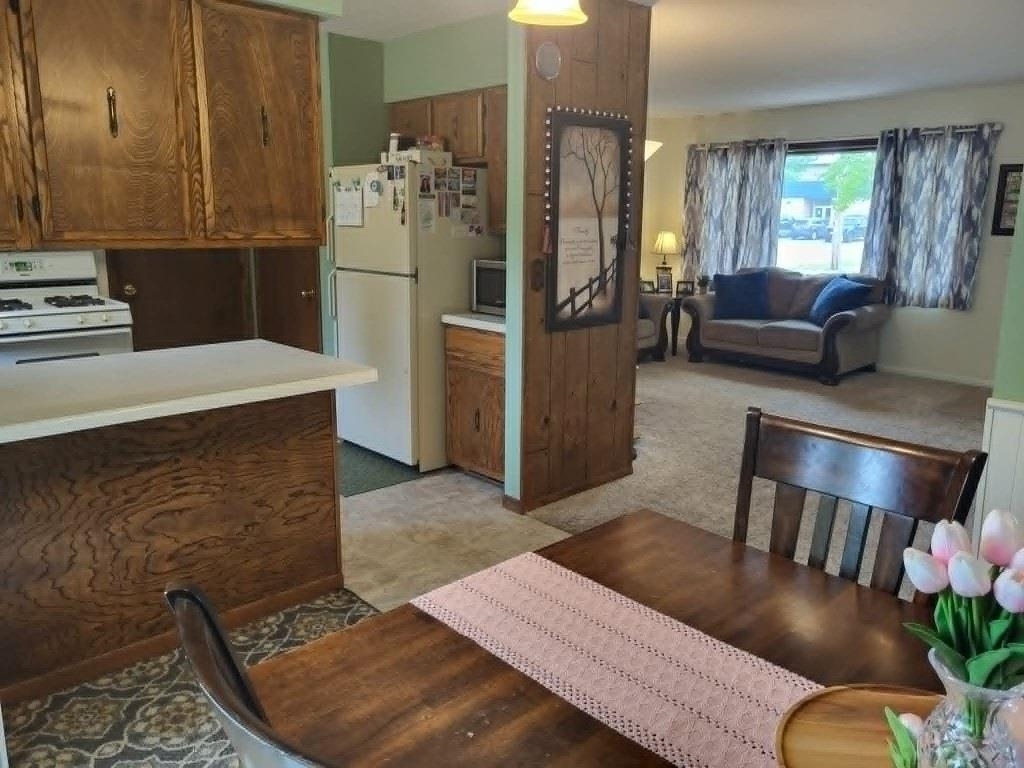 4203 STERNBERG AVENUE, Weston, Wisconsin 54476, 4 Bedrooms Bedrooms, ,1 BathroomBathrooms,Residential,For Sale,4203 STERNBERG AVENUE,22603550
