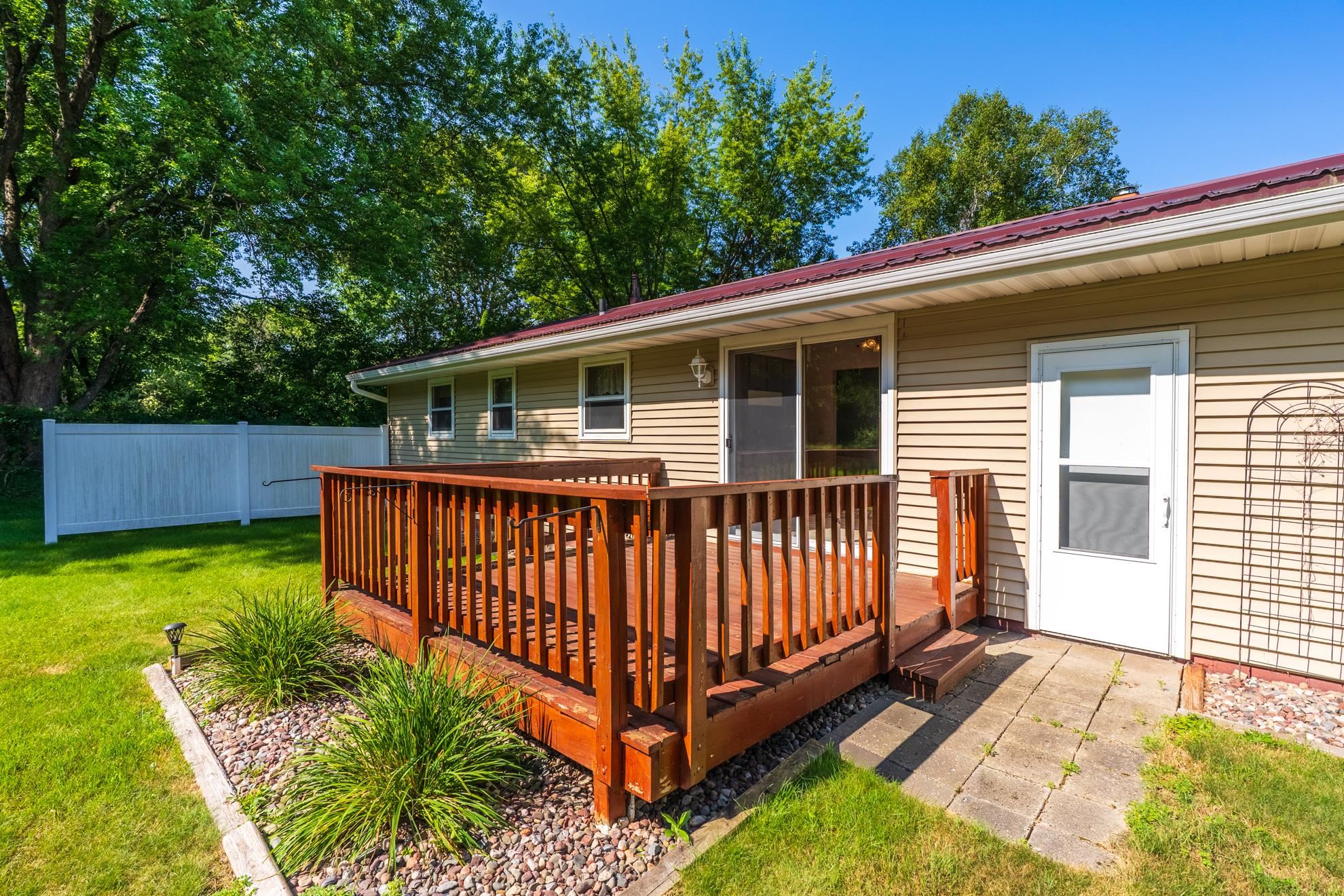 1109 JEFFERSON STREET, Merrill, Wisconsin 54452, 3 Bedrooms Bedrooms, ,1 BathroomBathrooms,Residential,For Sale,1109 JEFFERSON STREET,22603551