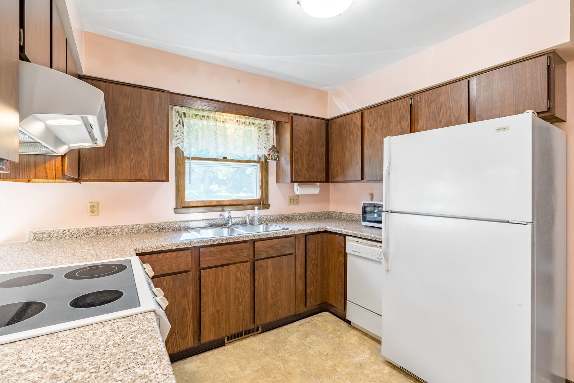 1109 JEFFERSON STREET, Merrill, Wisconsin 54452, 3 Bedrooms Bedrooms, ,1 BathroomBathrooms,Residential,For Sale,1109 JEFFERSON STREET,22603551