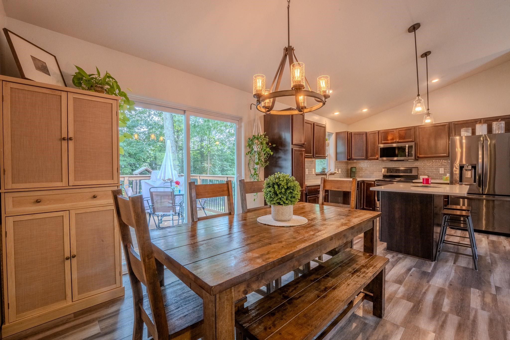 6707 CAVIN DRIVE, Wausau, Wisconsin 54401, 4 Bedrooms Bedrooms, ,3 BathroomsBathrooms,Residential,For Sale,6707 CAVIN DRIVE,22603555