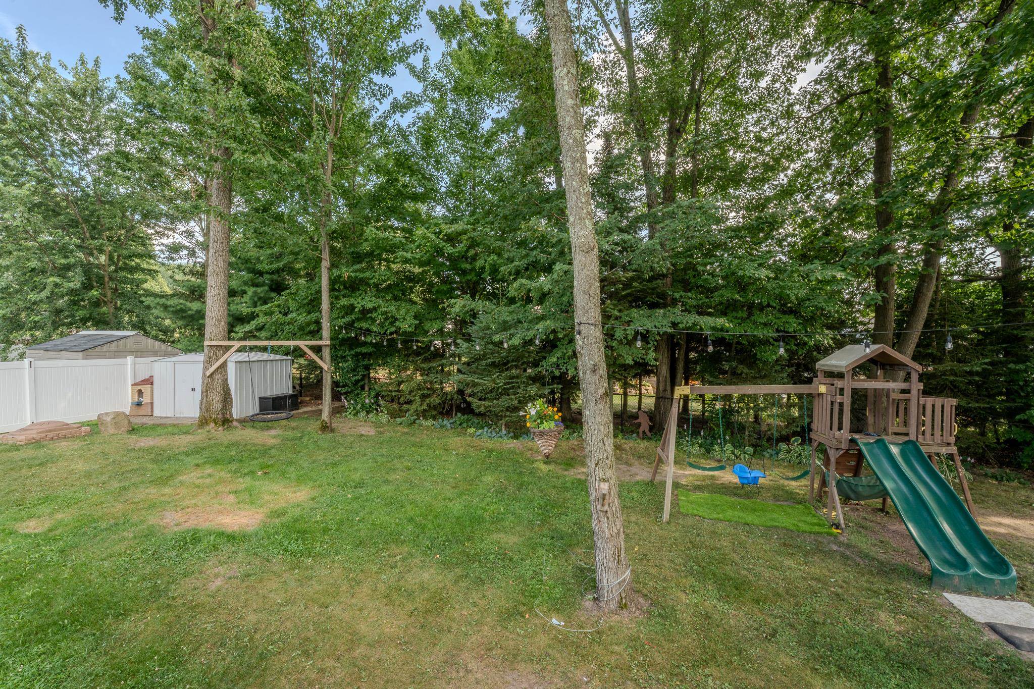 6707 CAVIN DRIVE, Wausau, Wisconsin 54401, 4 Bedrooms Bedrooms, ,3 BathroomsBathrooms,Residential,For Sale,6707 CAVIN DRIVE,22603555