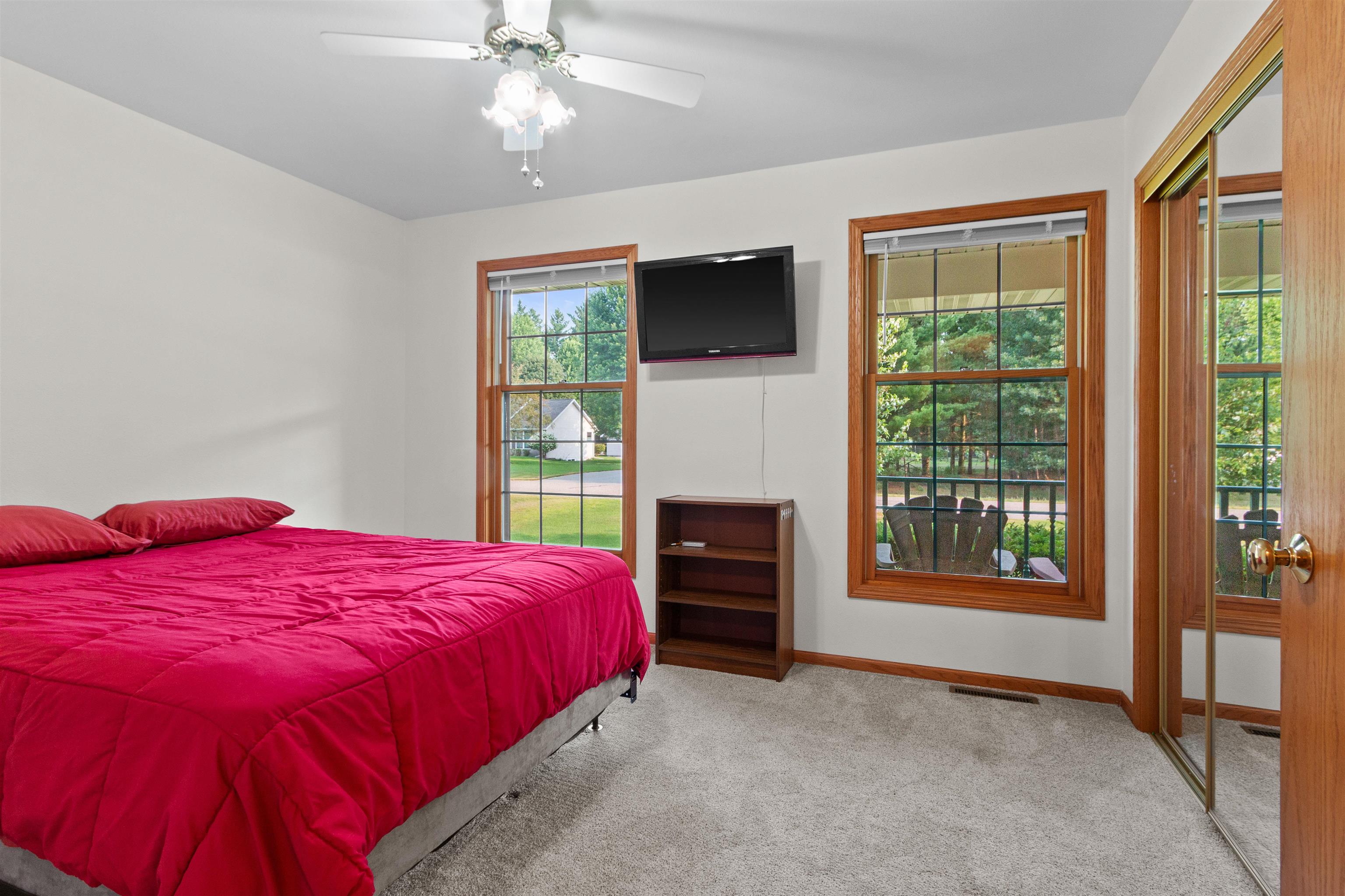 6220 POINTE PLACE, Wisconsin Rapids, Wisconsin 54494, 3 Bedrooms Bedrooms, ,3 BathroomsBathrooms,Residential,For Sale,6220 POINTE PLACE,22603556