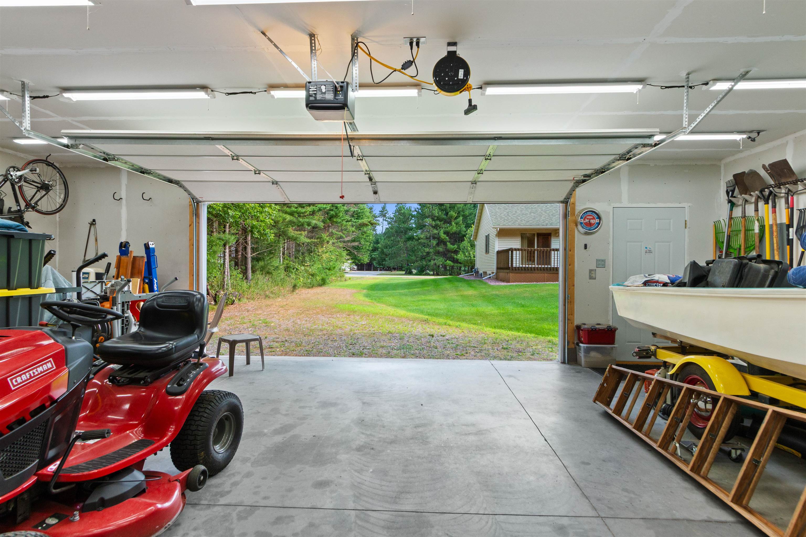 6220 POINTE PLACE, Wisconsin Rapids, Wisconsin 54494, 3 Bedrooms Bedrooms, ,3 BathroomsBathrooms,Residential,For Sale,6220 POINTE PLACE,22603556