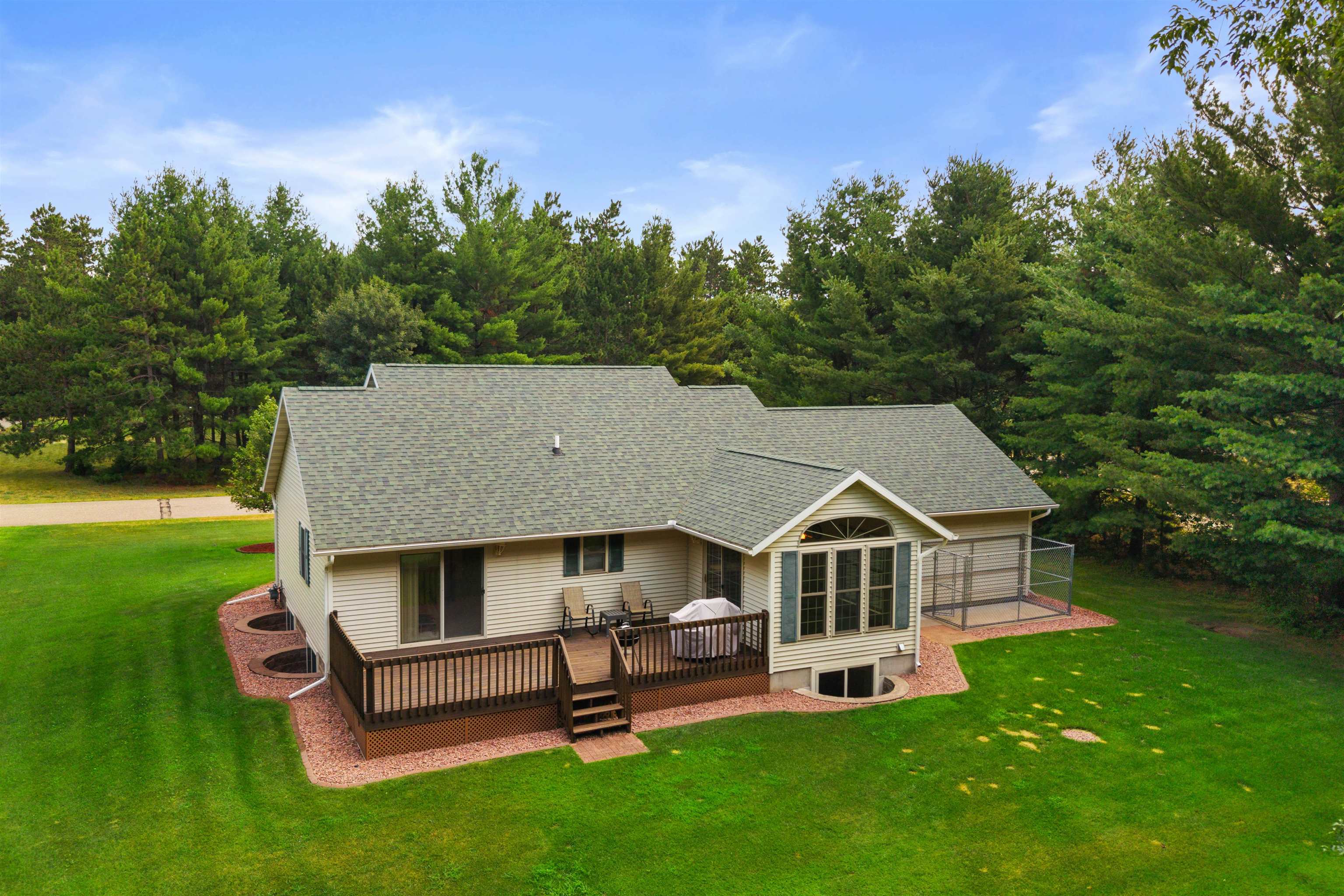 6220 POINTE PLACE, Wisconsin Rapids, Wisconsin 54494, 3 Bedrooms Bedrooms, ,3 BathroomsBathrooms,Residential,For Sale,6220 POINTE PLACE,22603556