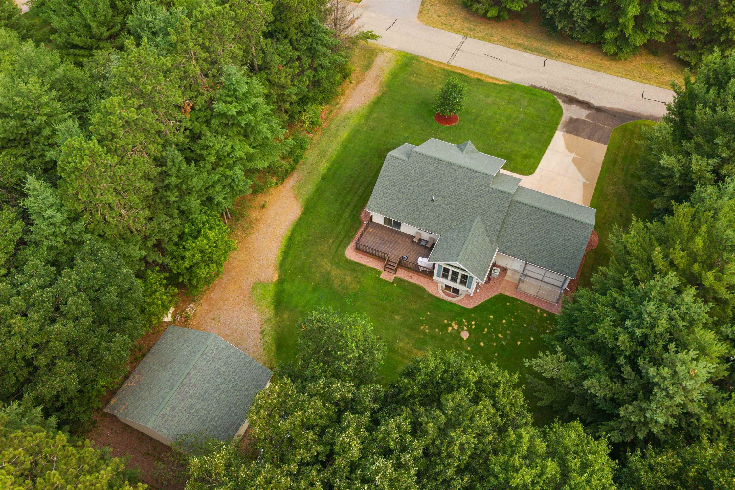 6220 POINTE PLACE, Wisconsin Rapids, Wisconsin 54494, 3 Bedrooms Bedrooms, ,3 BathroomsBathrooms,Residential,For Sale,6220 POINTE PLACE,22603556