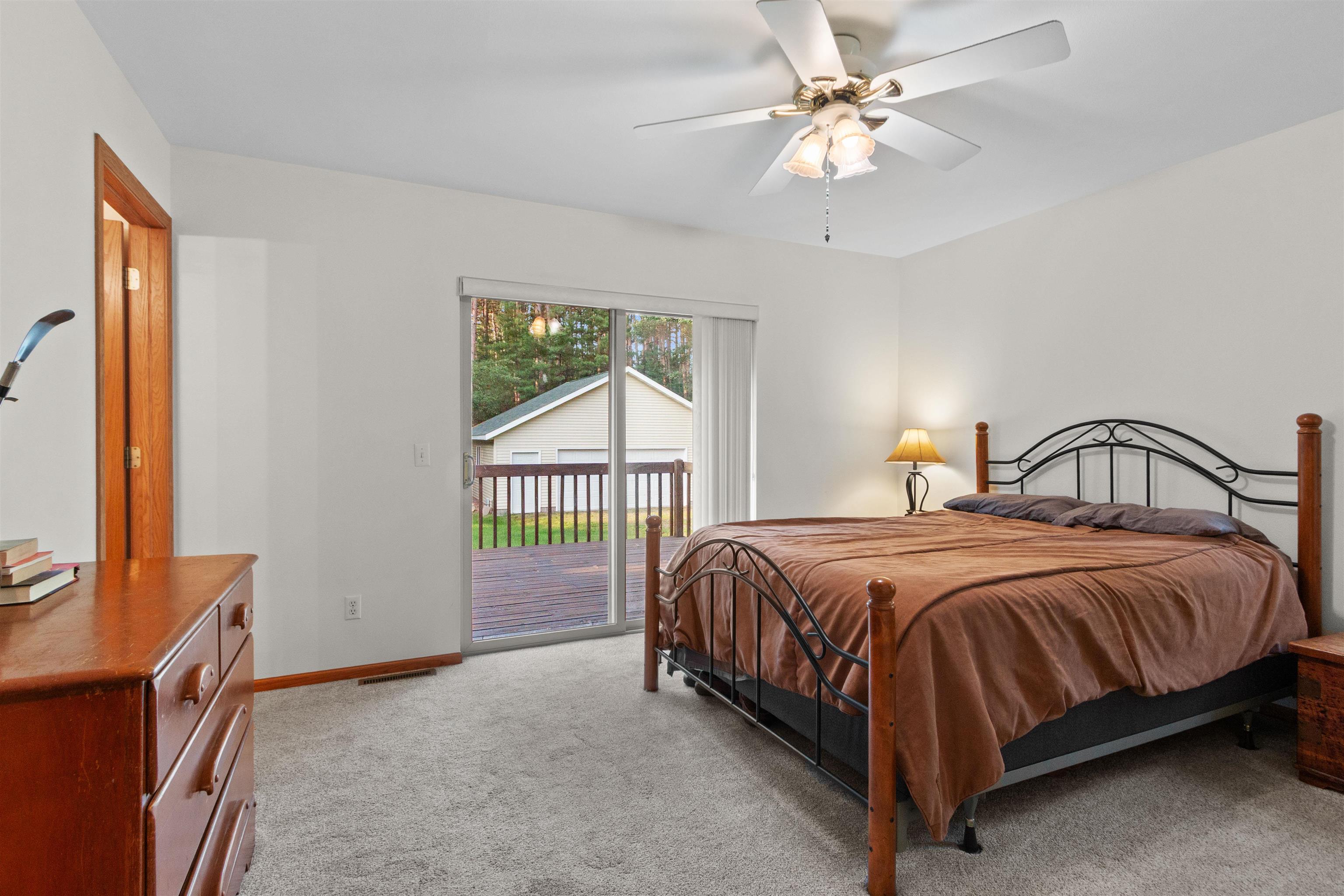 6220 POINTE PLACE, Wisconsin Rapids, Wisconsin 54494, 3 Bedrooms Bedrooms, ,3 BathroomsBathrooms,Residential,For Sale,6220 POINTE PLACE,22603556