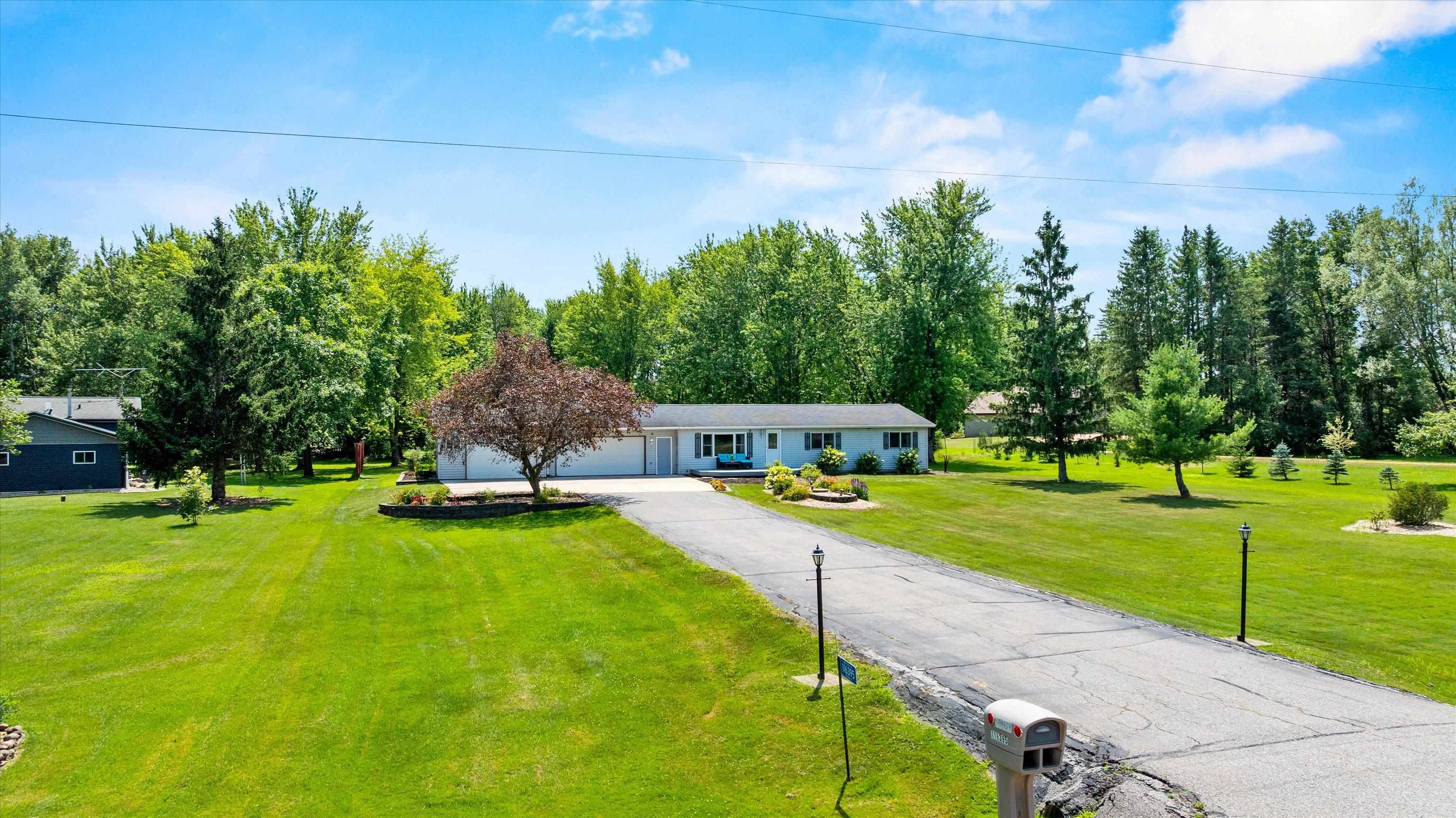116395 RIVERSIDE ROAD, Marshfield, Wisconsin 54449, 3 Bedrooms Bedrooms, ,3 BathroomsBathrooms,Residential,For Sale,116395 RIVERSIDE ROAD,22603557