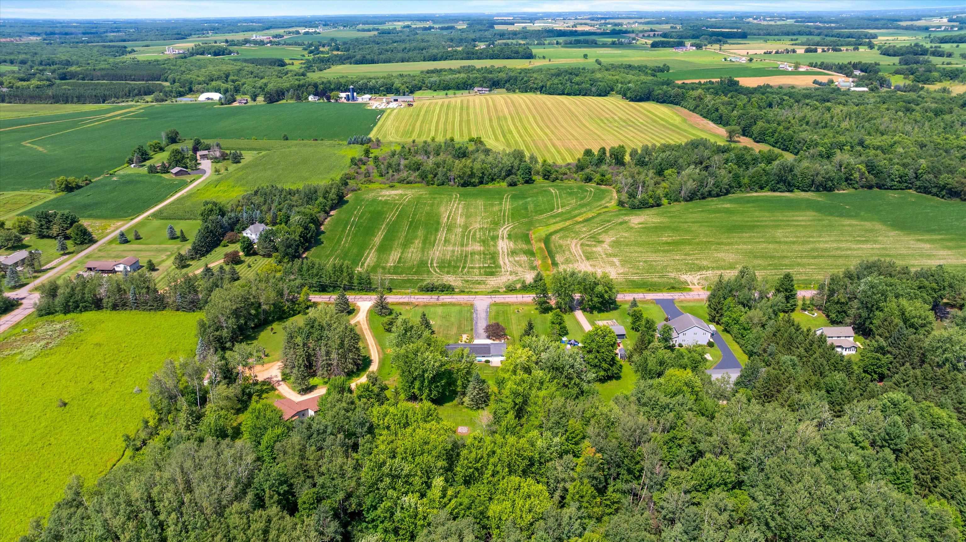 116395 RIVERSIDE ROAD, Marshfield, Wisconsin 54449, 3 Bedrooms Bedrooms, ,3 BathroomsBathrooms,Residential,For Sale,116395 RIVERSIDE ROAD,22603557