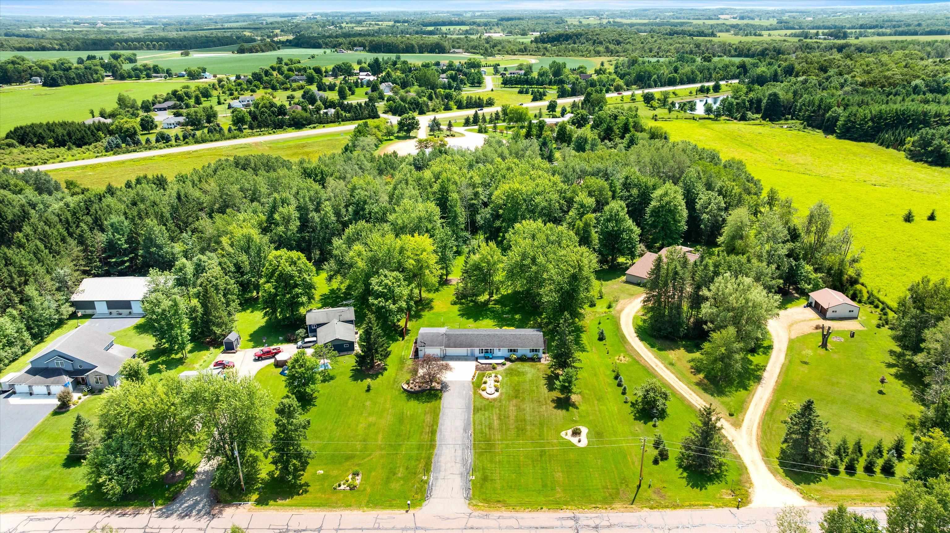 116395 RIVERSIDE ROAD, Marshfield, Wisconsin 54449, 3 Bedrooms Bedrooms, ,3 BathroomsBathrooms,Residential,For Sale,116395 RIVERSIDE ROAD,22603557