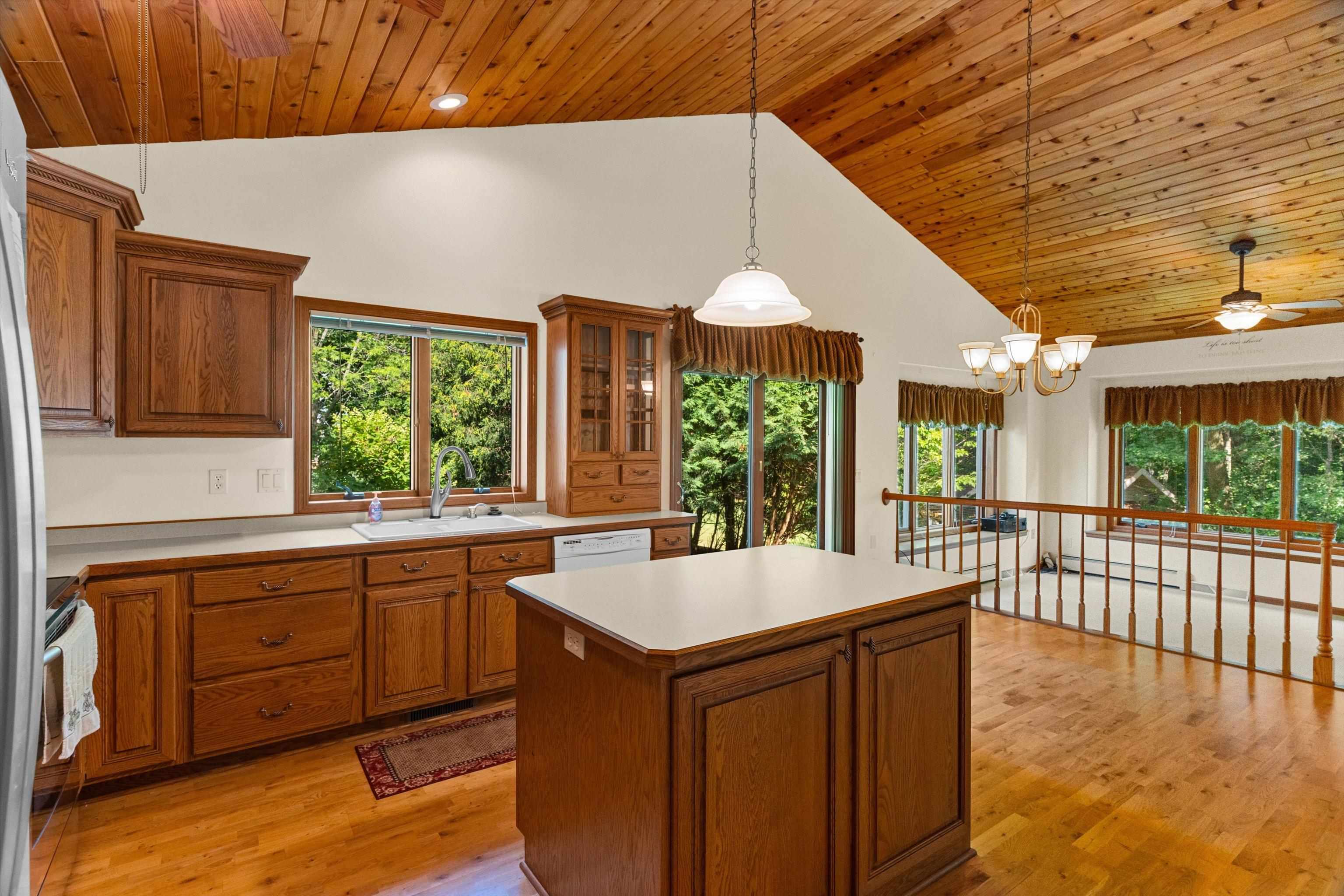 1201 W 11TH STREET, Marshfield, Wisconsin 54449, 3 Bedrooms Bedrooms, ,3 BathroomsBathrooms,Residential,For Sale,1201 W 11TH STREET,22603559