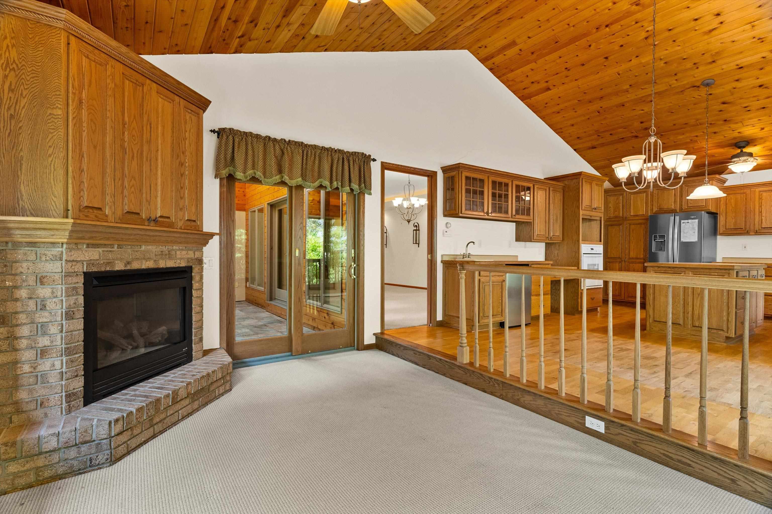 1201 W 11TH STREET, Marshfield, Wisconsin 54449, 3 Bedrooms Bedrooms, ,3 BathroomsBathrooms,Residential,For Sale,1201 W 11TH STREET,22603559
