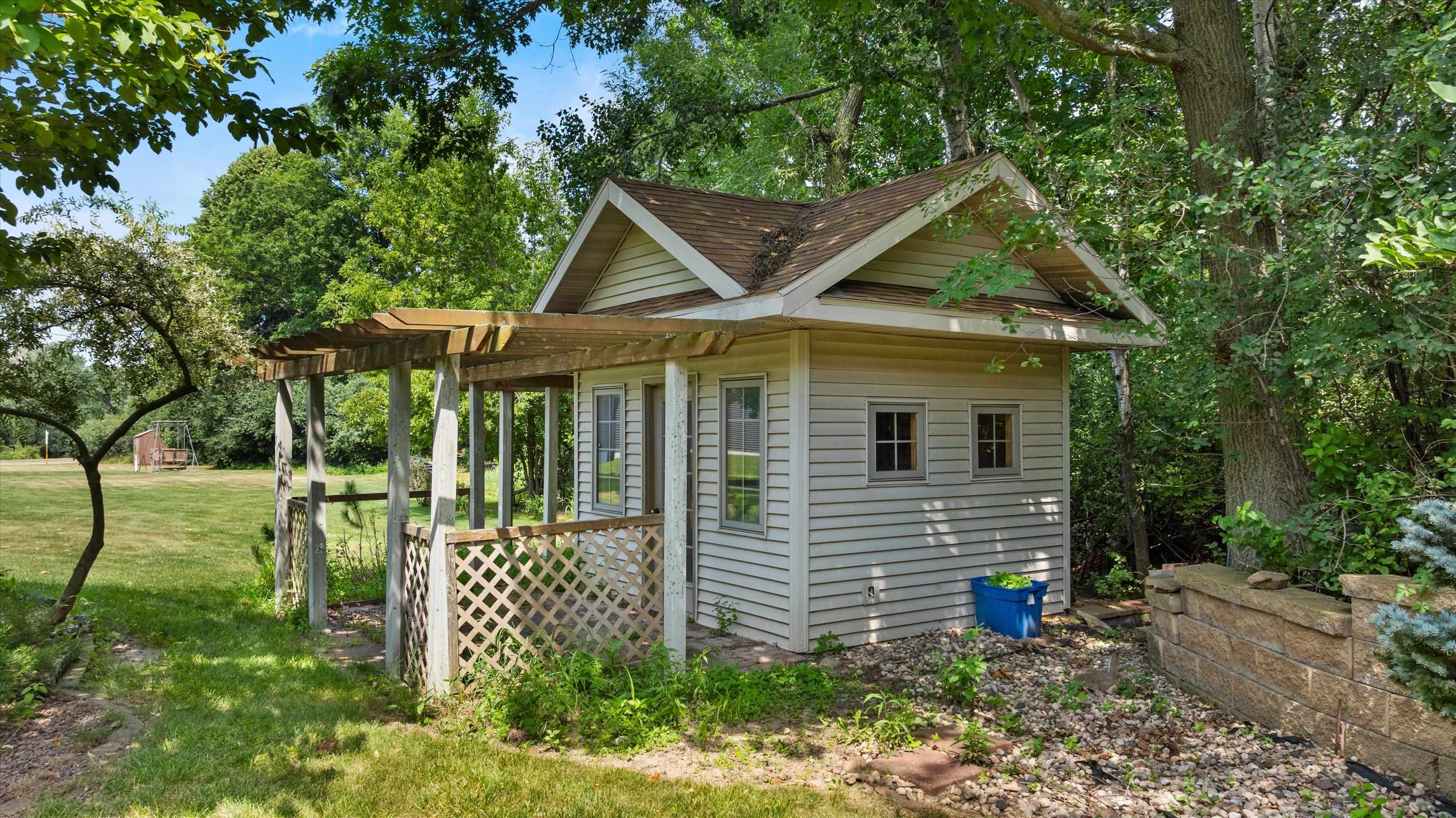 1201 W 11TH STREET, Marshfield, Wisconsin 54449, 3 Bedrooms Bedrooms, ,3 BathroomsBathrooms,Residential,For Sale,1201 W 11TH STREET,22603559