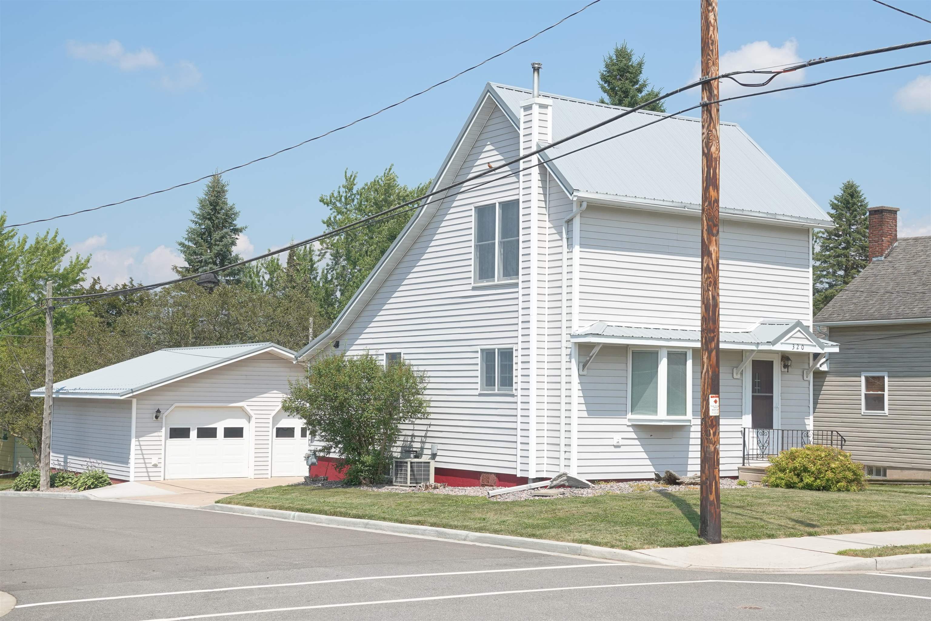 320 ELM STREET, Athens, Wisconsin 54411, 2 Bedrooms Bedrooms, ,1 BathroomBathrooms,Residential,For Sale,320 ELM STREET,22603560