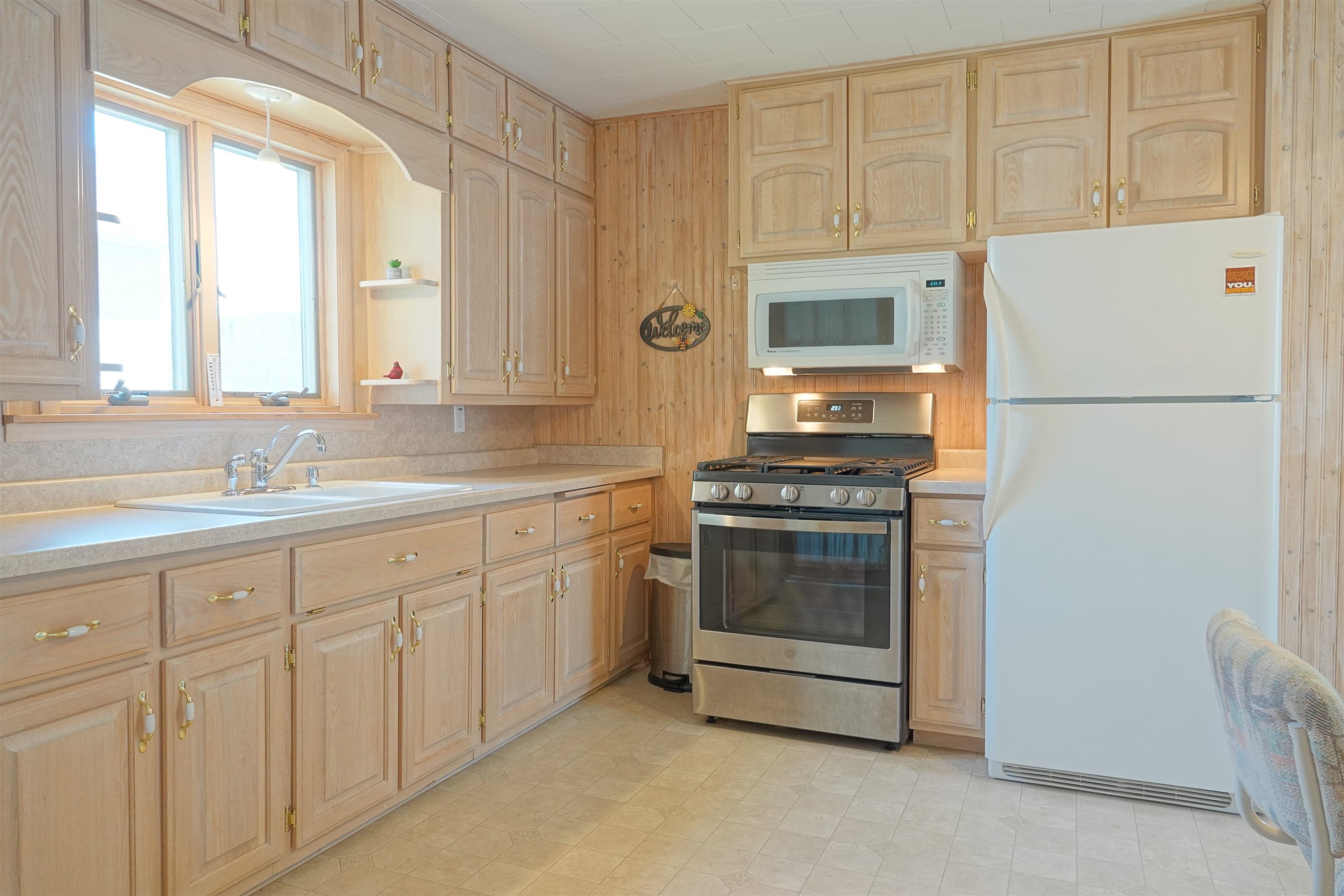 320 ELM STREET, Athens, Wisconsin 54411, 2 Bedrooms Bedrooms, ,1 BathroomBathrooms,Residential,For Sale,320 ELM STREET,22603560