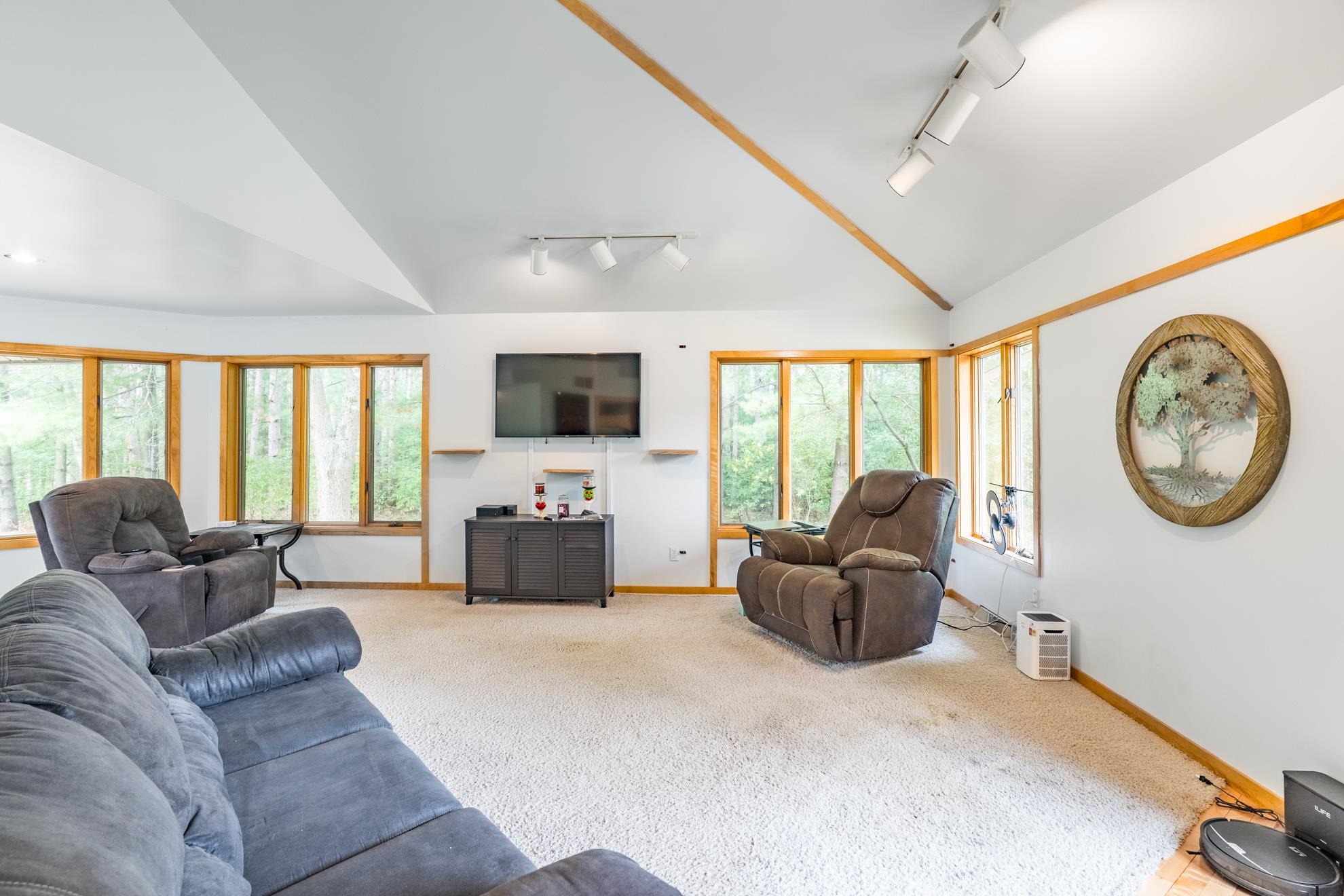 126 VIRGINIA DRIVE, Stevens Point, Wisconsin 54481, 4 Bedrooms Bedrooms, ,3 BathroomsBathrooms,Residential,For Sale,126 VIRGINIA DRIVE,22603564