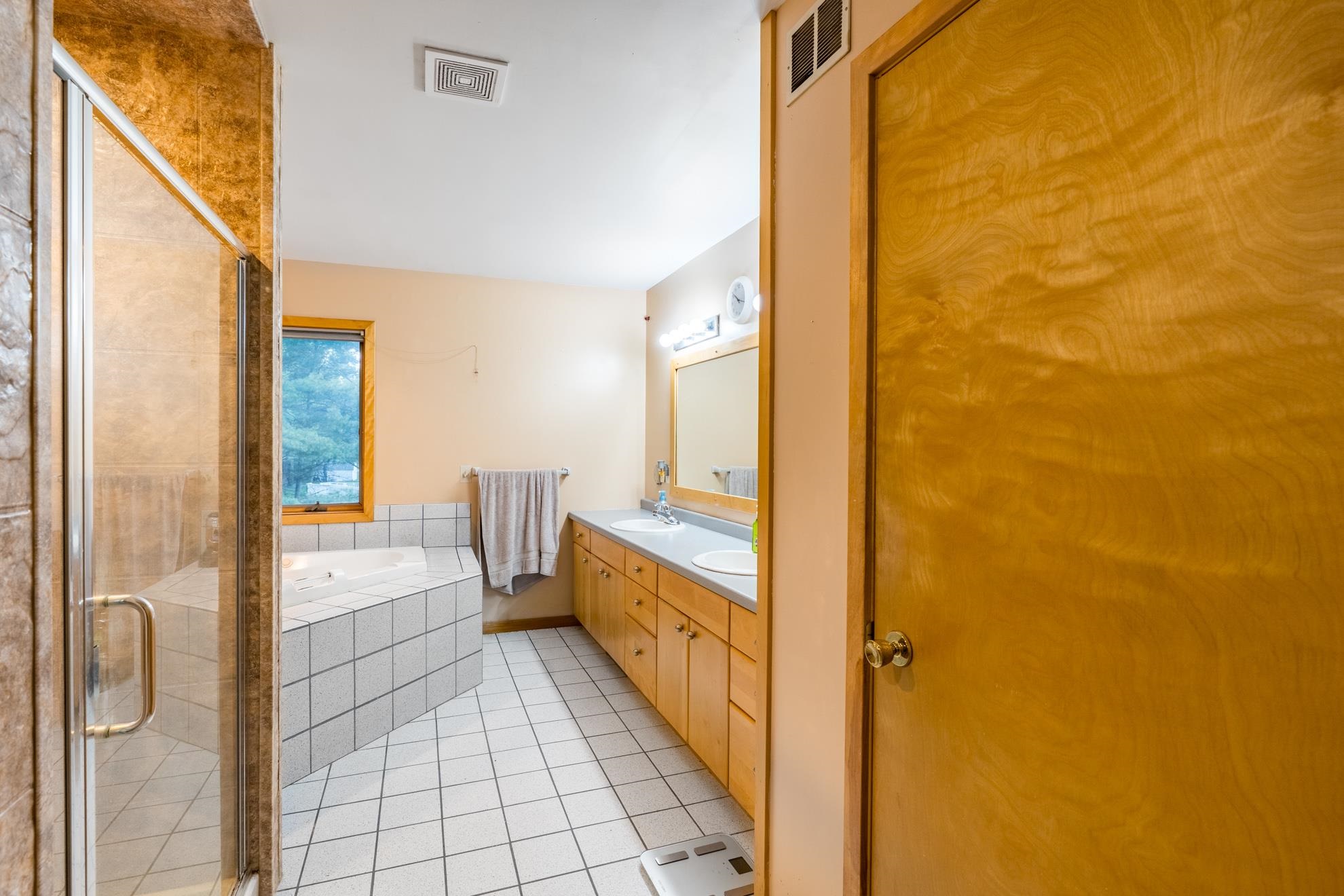 126 VIRGINIA DRIVE, Stevens Point, Wisconsin 54481, 4 Bedrooms Bedrooms, ,3 BathroomsBathrooms,Residential,For Sale,126 VIRGINIA DRIVE,22603564