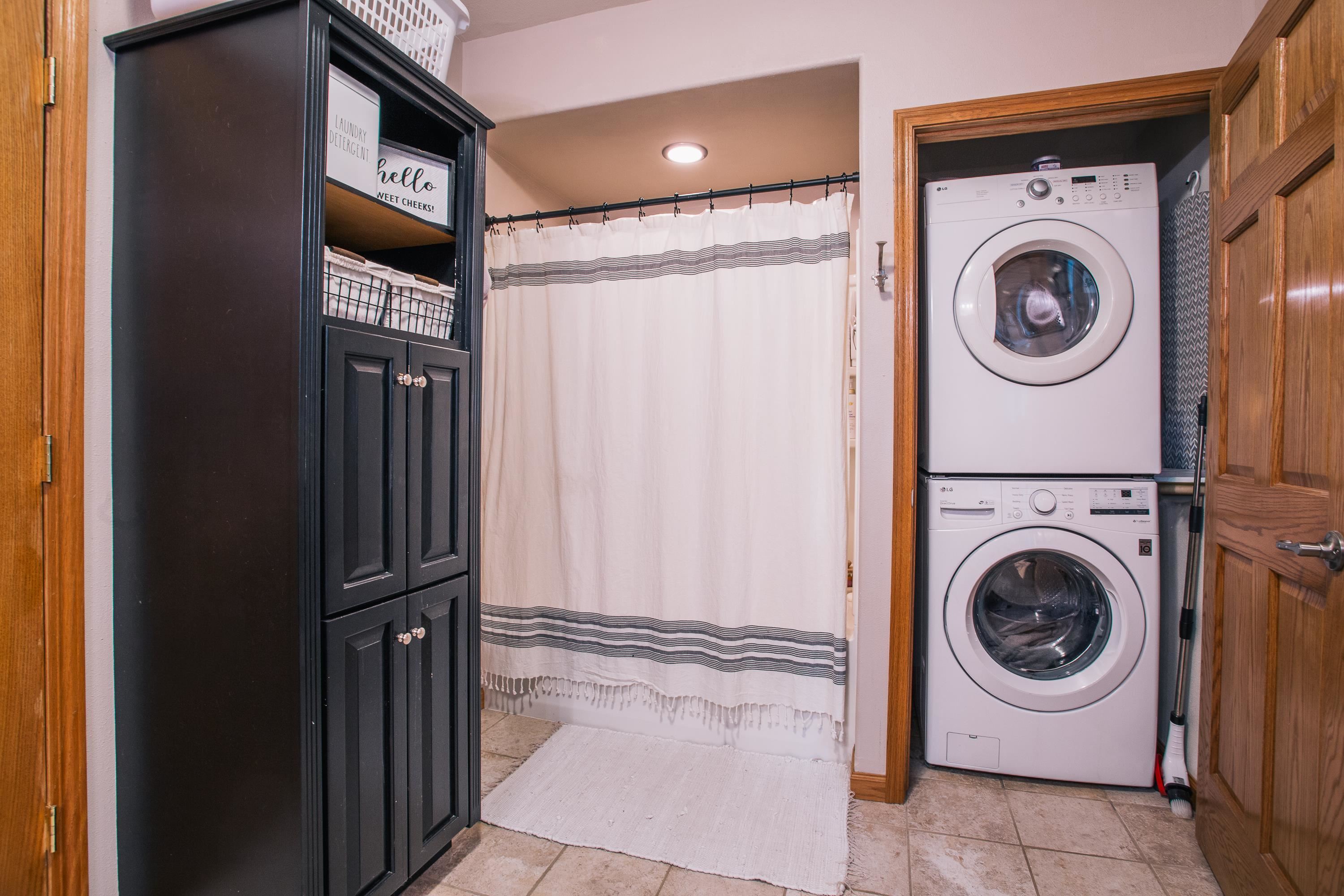 907 S VINE AVENUE, Marshfield, Wisconsin 54449, 2 Bedrooms Bedrooms, ,1 BathroomBathrooms,Residential,For Sale,907 S VINE AVENUE,22603569