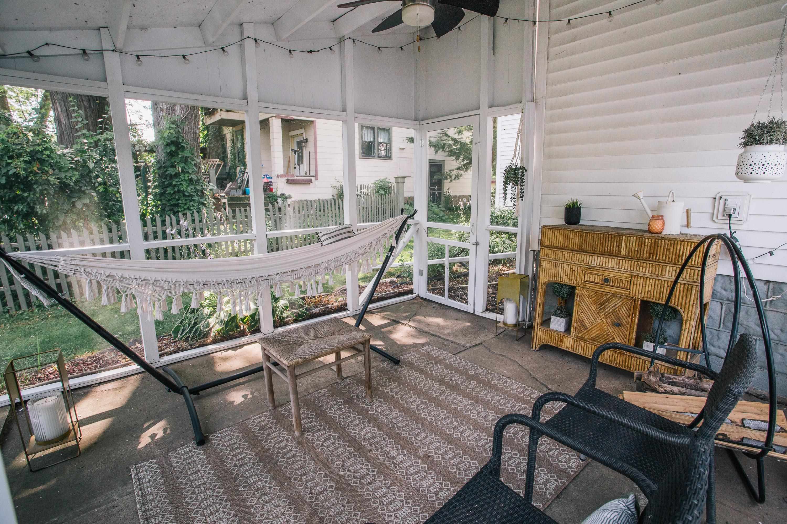 907 S VINE AVENUE, Marshfield, Wisconsin 54449, 2 Bedrooms Bedrooms, ,1 BathroomBathrooms,Residential,For Sale,907 S VINE AVENUE,22603569