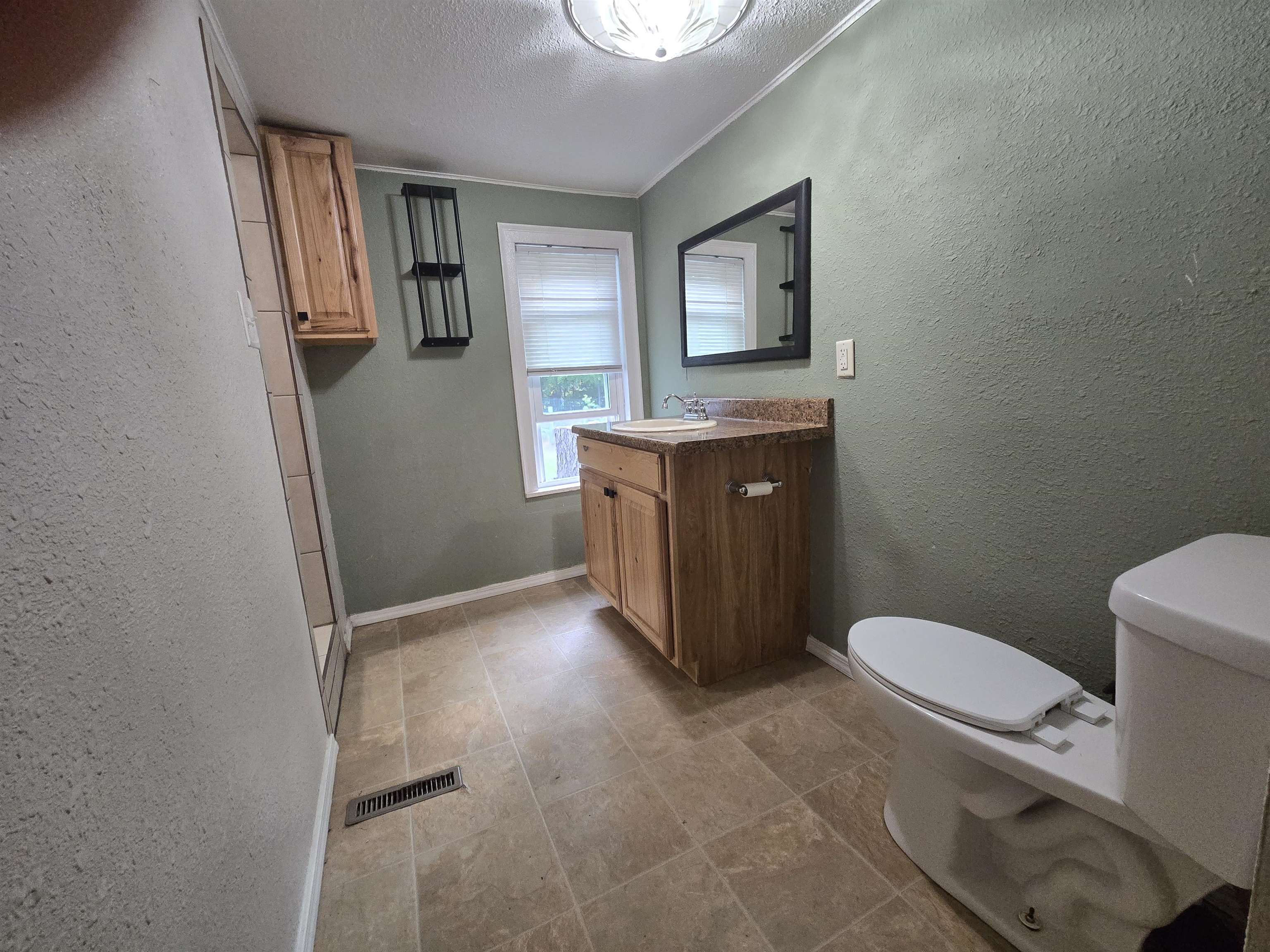 2142 STRONGS AVENUE, Stevens Point, Wisconsin 54481, 3 Bedrooms Bedrooms, ,1 BathroomBathrooms,Residential,For Sale,2142 STRONGS AVENUE,22603577