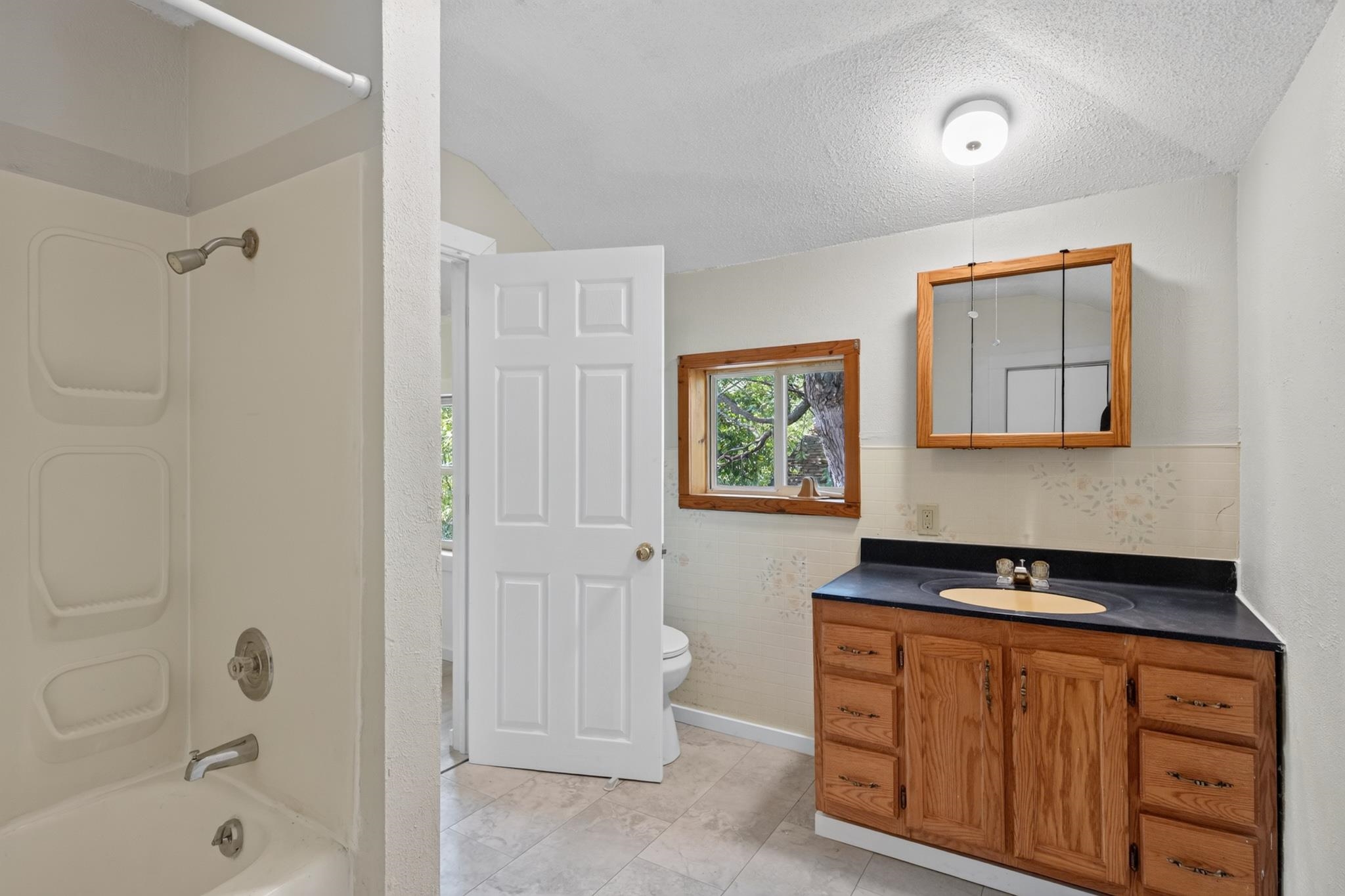 551 8TH AVENUE NORTH, Wisconsin Rapids, Wisconsin 54495, 4 Bedrooms Bedrooms, ,1 BathroomBathrooms,Residential,For Sale,551 8TH AVENUE NORTH,22603588