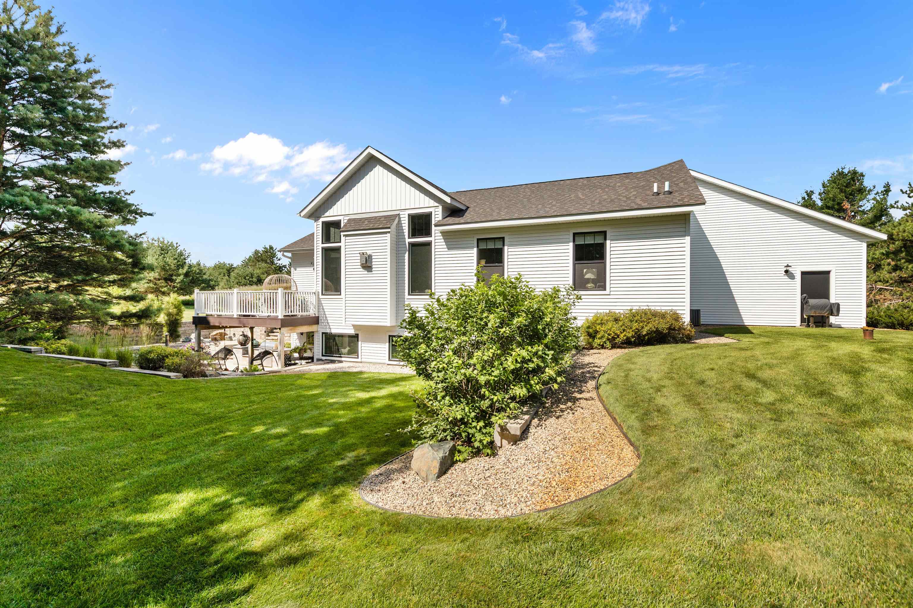 10257 YELLOW BRICK ROAD, Amherst, Wisconsin 54406, 3 Bedrooms Bedrooms, ,3 BathroomsBathrooms,Residential,For Sale,10257 YELLOW BRICK ROAD,22603591