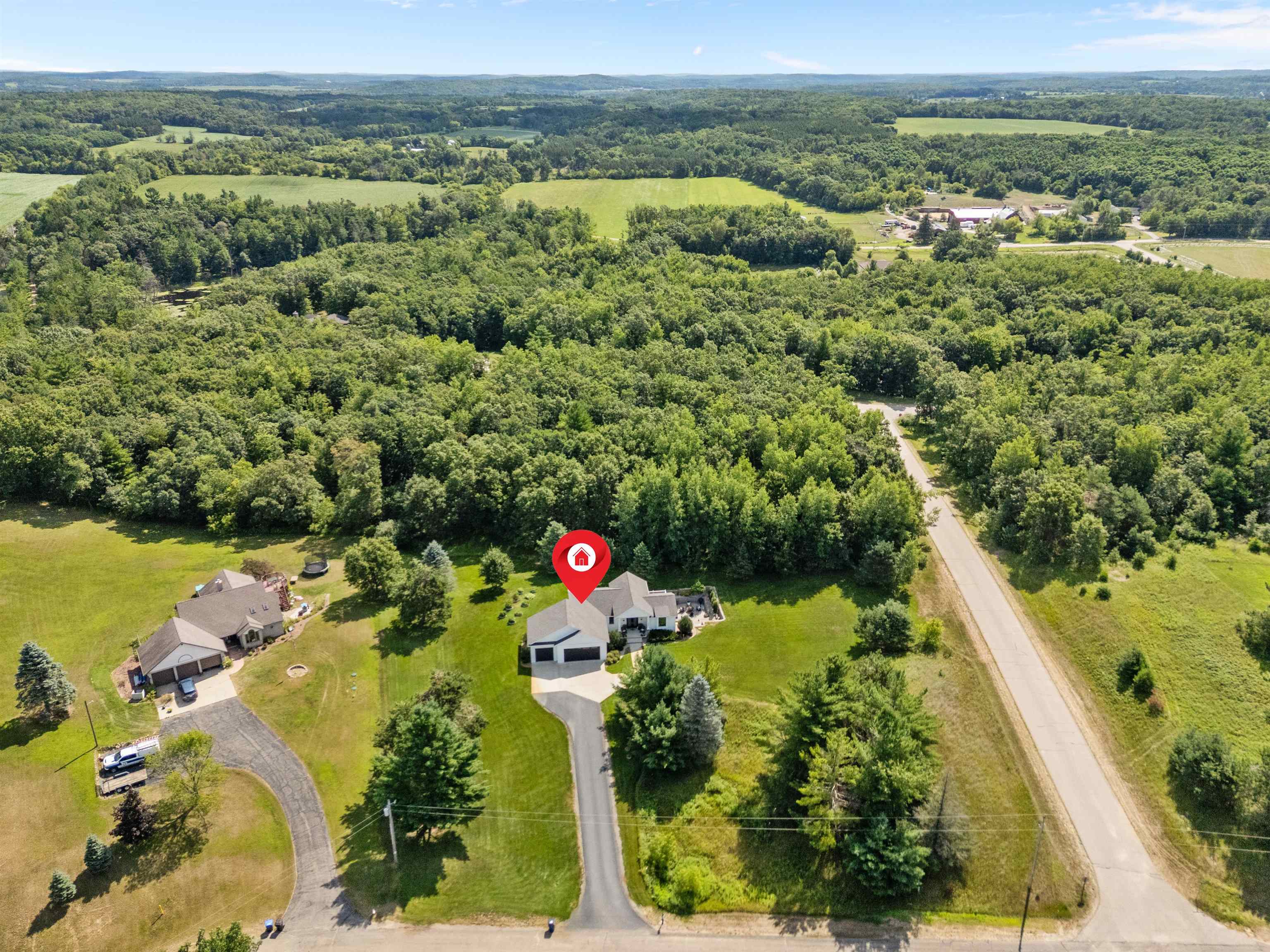 10257 YELLOW BRICK ROAD, Amherst, Wisconsin 54406, 3 Bedrooms Bedrooms, ,3 BathroomsBathrooms,Residential,For Sale,10257 YELLOW BRICK ROAD,22603591