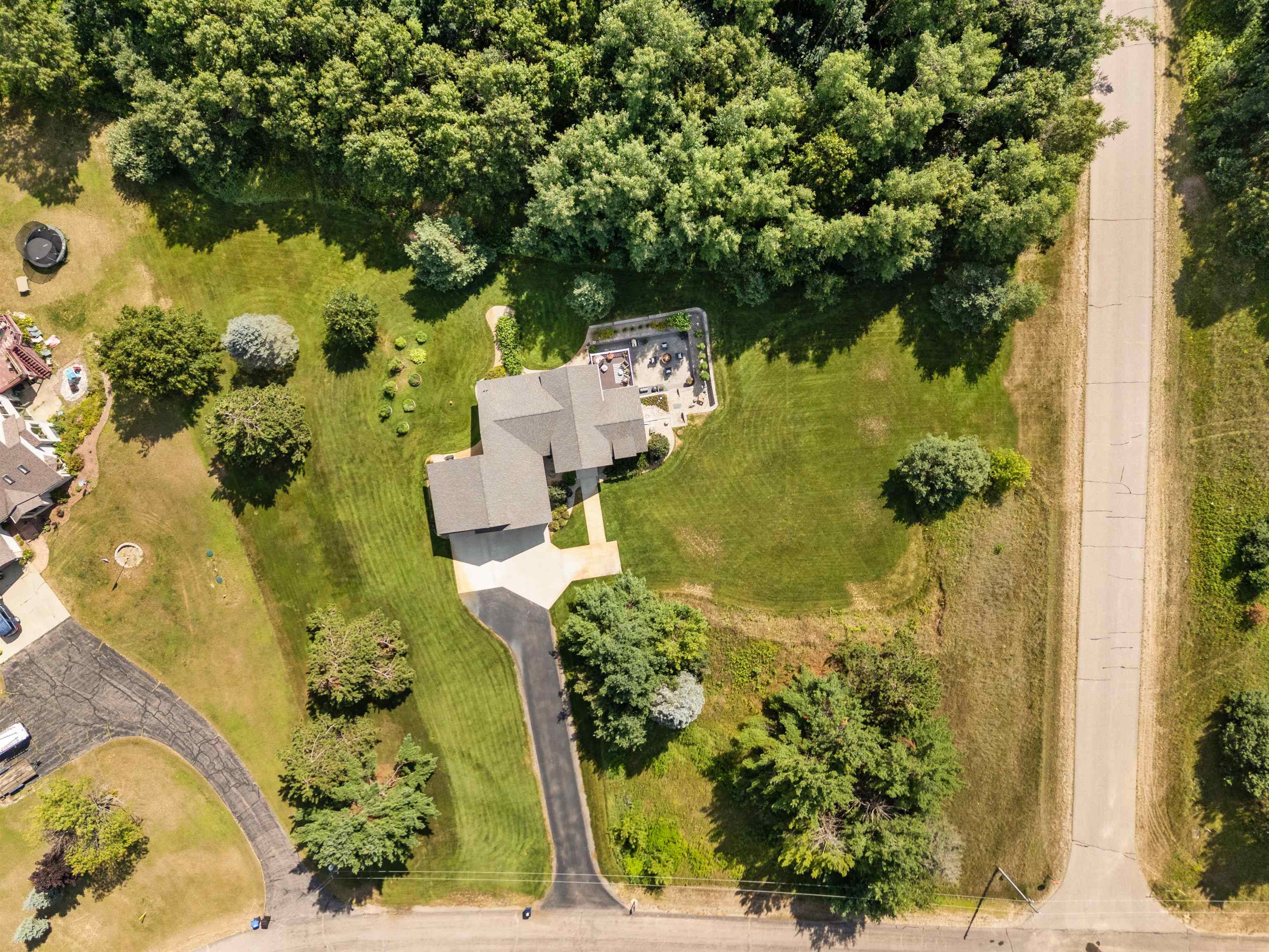 10257 YELLOW BRICK ROAD, Amherst, Wisconsin 54406, 3 Bedrooms Bedrooms, ,3 BathroomsBathrooms,Residential,For Sale,10257 YELLOW BRICK ROAD,22603591