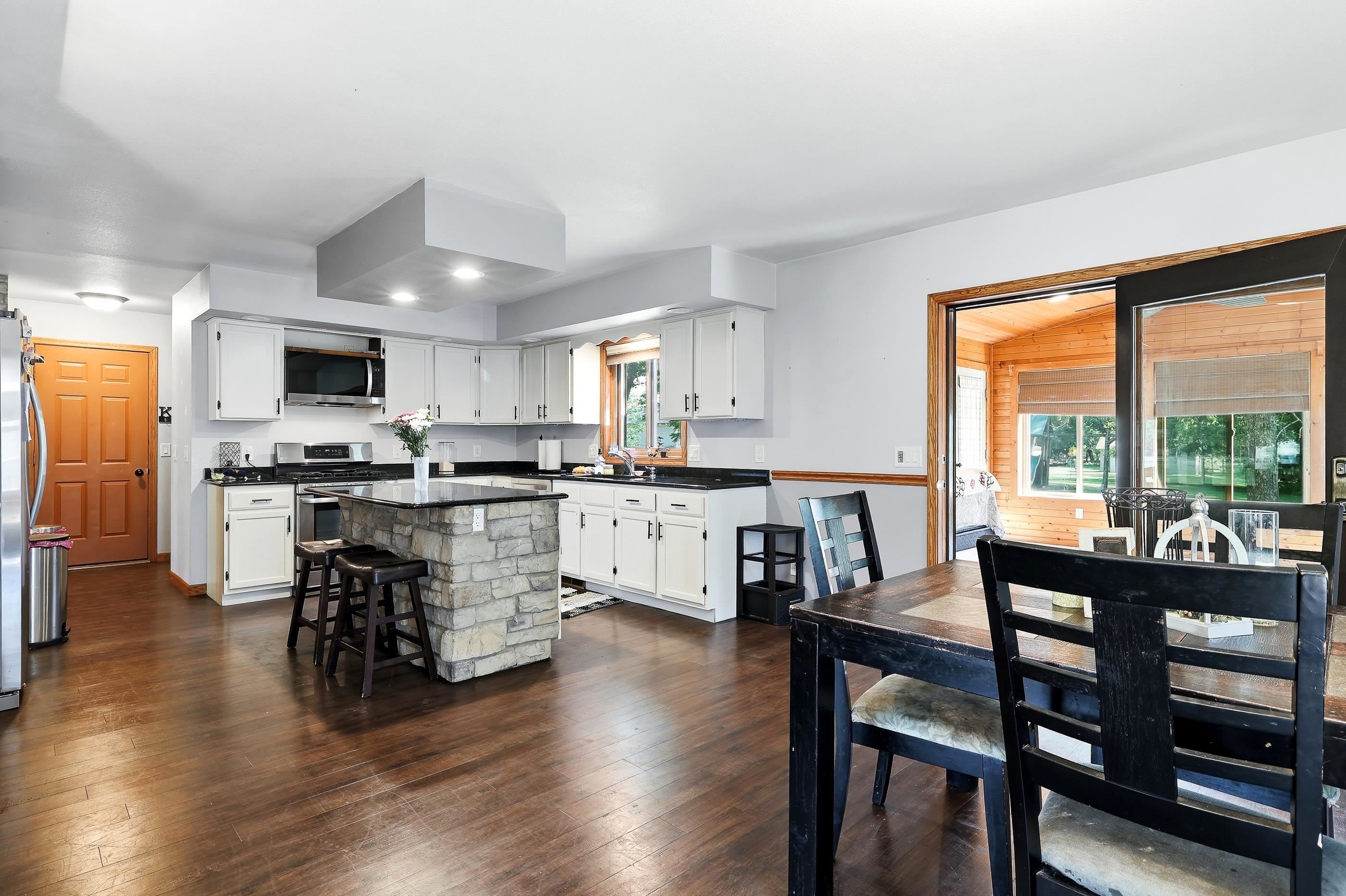 1007 W 3RD STREET, Nekoosa, Wisconsin 54457, 3 Bedrooms Bedrooms, ,2 BathroomsBathrooms,Residential,For Sale,1007 W 3RD STREET,22603592