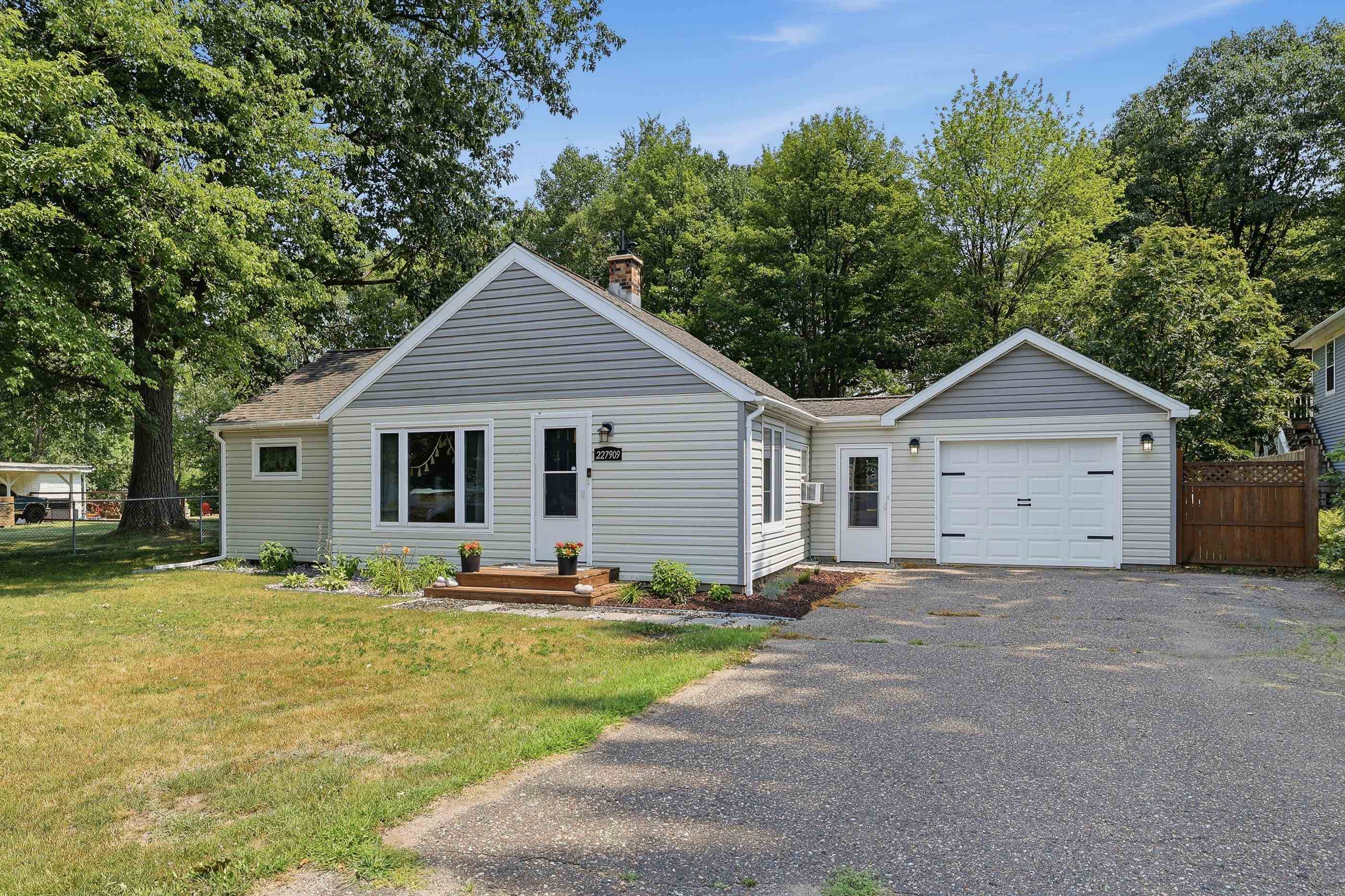 227909 PARTRIDGE AVENUE, Wausau, Wisconsin 54401, 2 Bedrooms Bedrooms, ,1 BathroomBathrooms,Residential,For Sale,227909 PARTRIDGE AVENUE,22603594