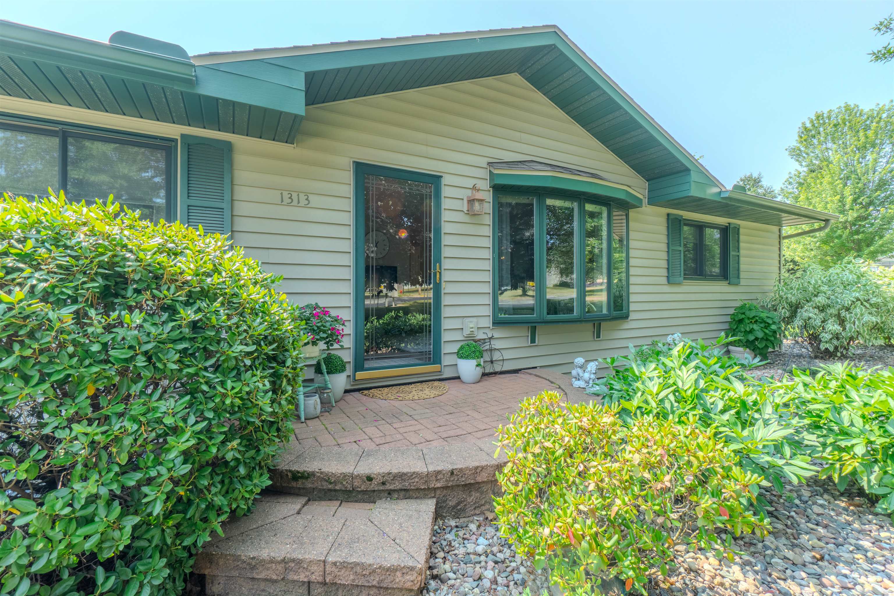 1313 NORTON STREET, Wausau, Wisconsin 54401, 3 Bedrooms Bedrooms, ,3 BathroomsBathrooms,Residential,For Sale,1313 NORTON STREET,22603604