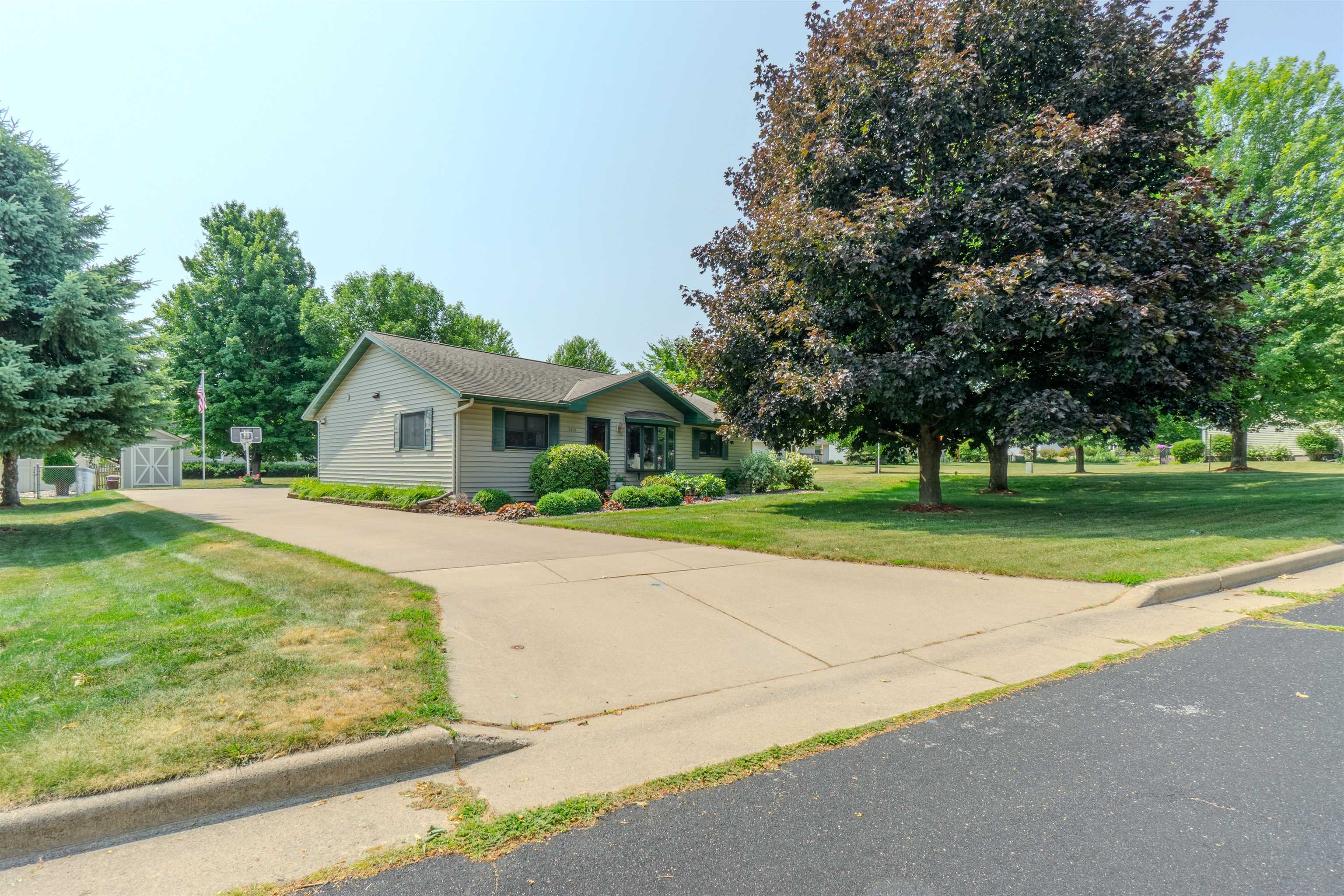 1313 NORTON STREET, Wausau, Wisconsin 54401, 3 Bedrooms Bedrooms, ,3 BathroomsBathrooms,Residential,For Sale,1313 NORTON STREET,22603604