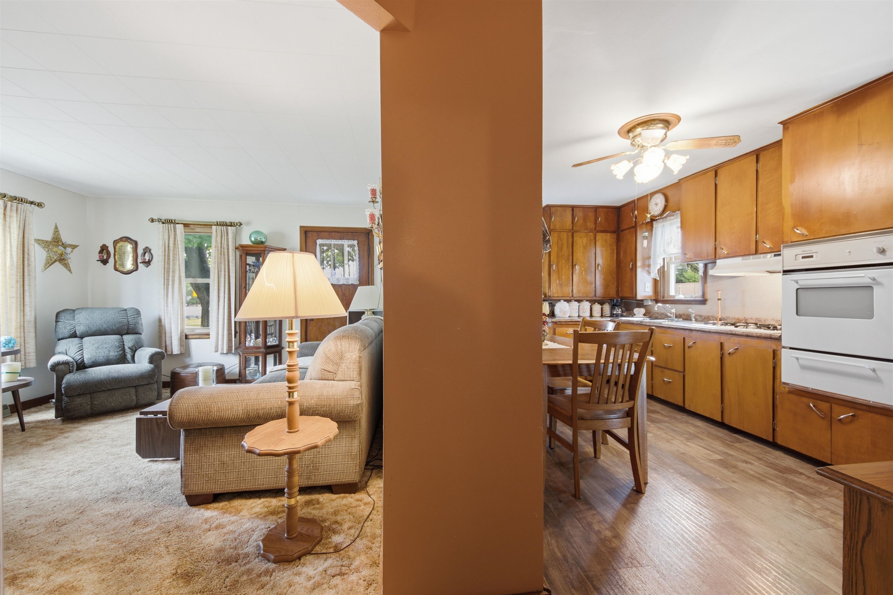 314 W DOEGE STREET, Marshfield, Wisconsin 54449, 4 Bedrooms Bedrooms, ,1 BathroomBathrooms,Residential,For Sale,314 W DOEGE STREET,22603607
