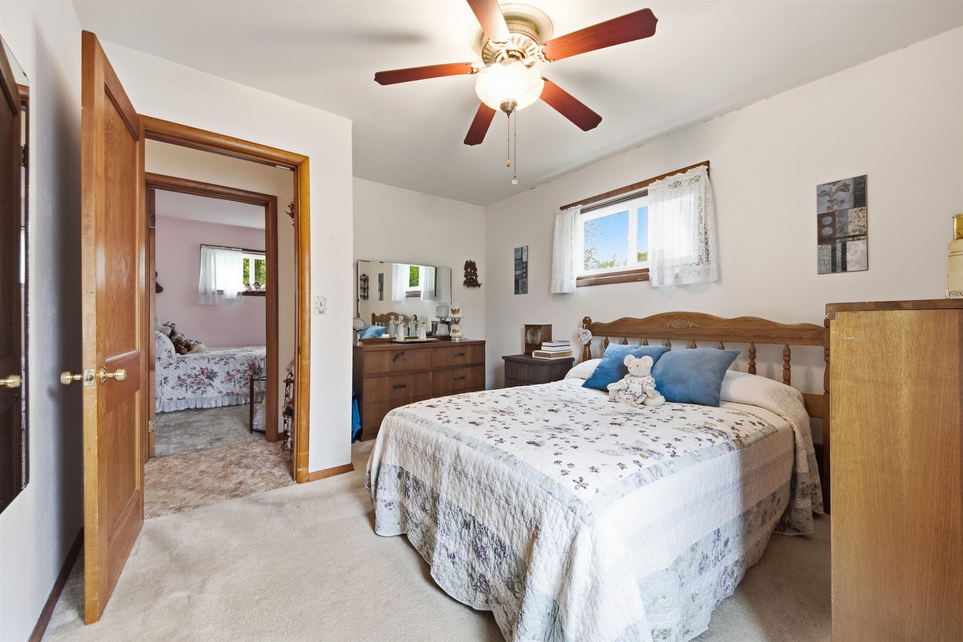 314 W DOEGE STREET, Marshfield, Wisconsin 54449, 4 Bedrooms Bedrooms, ,1 BathroomBathrooms,Residential,For Sale,314 W DOEGE STREET,22603607