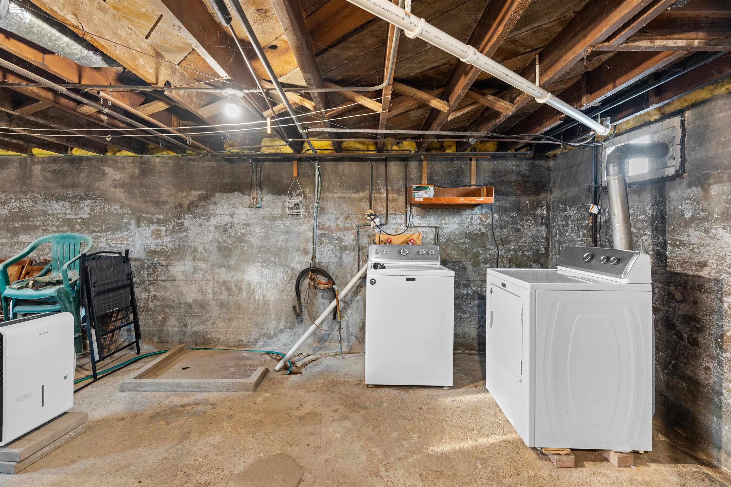 314 W DOEGE STREET, Marshfield, Wisconsin 54449, 4 Bedrooms Bedrooms, ,1 BathroomBathrooms,Residential,For Sale,314 W DOEGE STREET,22603607