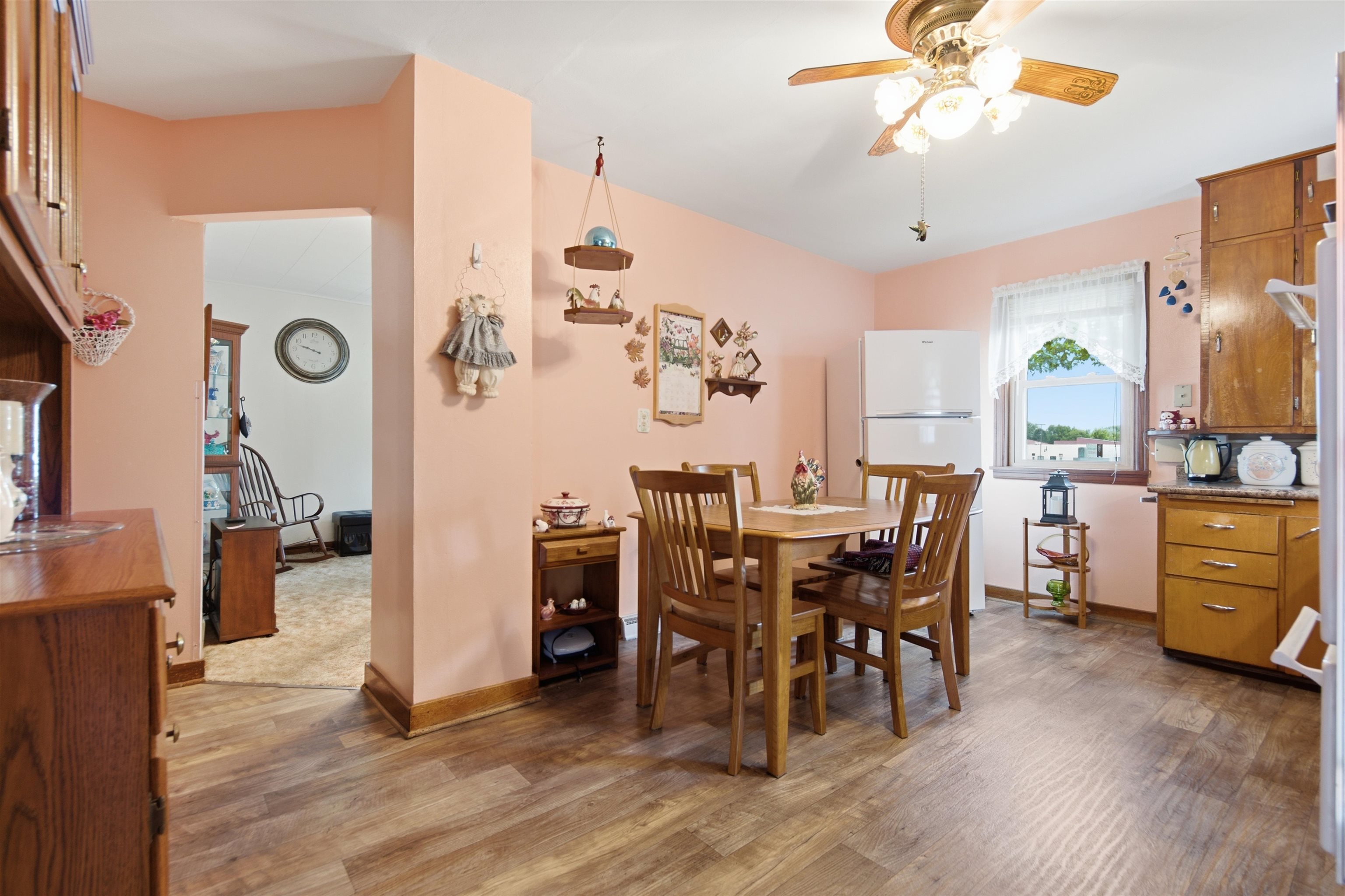 314 W DOEGE STREET, Marshfield, Wisconsin 54449, 4 Bedrooms Bedrooms, ,1 BathroomBathrooms,Residential,For Sale,314 W DOEGE STREET,22603607