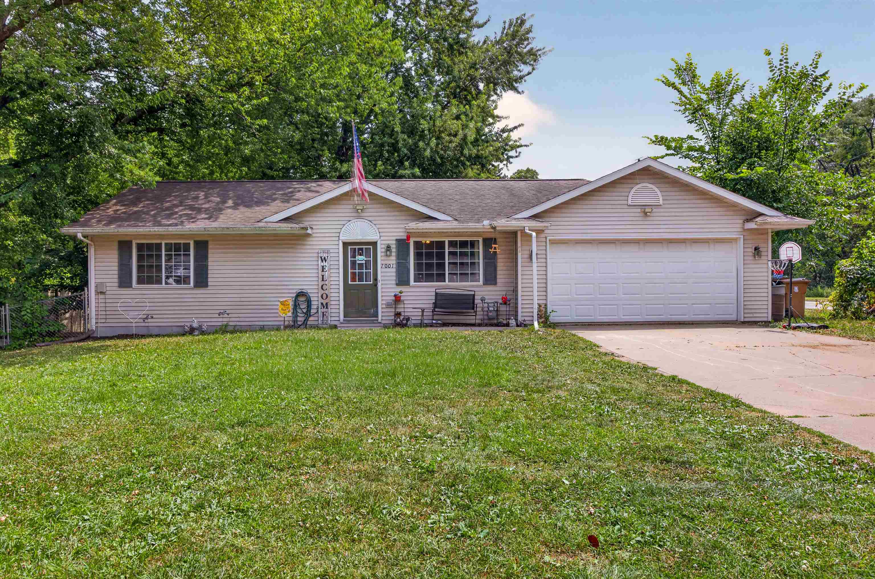 1001 WILLIAMS STREET, Stevens Point, Wisconsin 54481, 4 Bedrooms Bedrooms, ,2 BathroomsBathrooms,Residential,For Sale,1001 WILLIAMS STREET,22603609