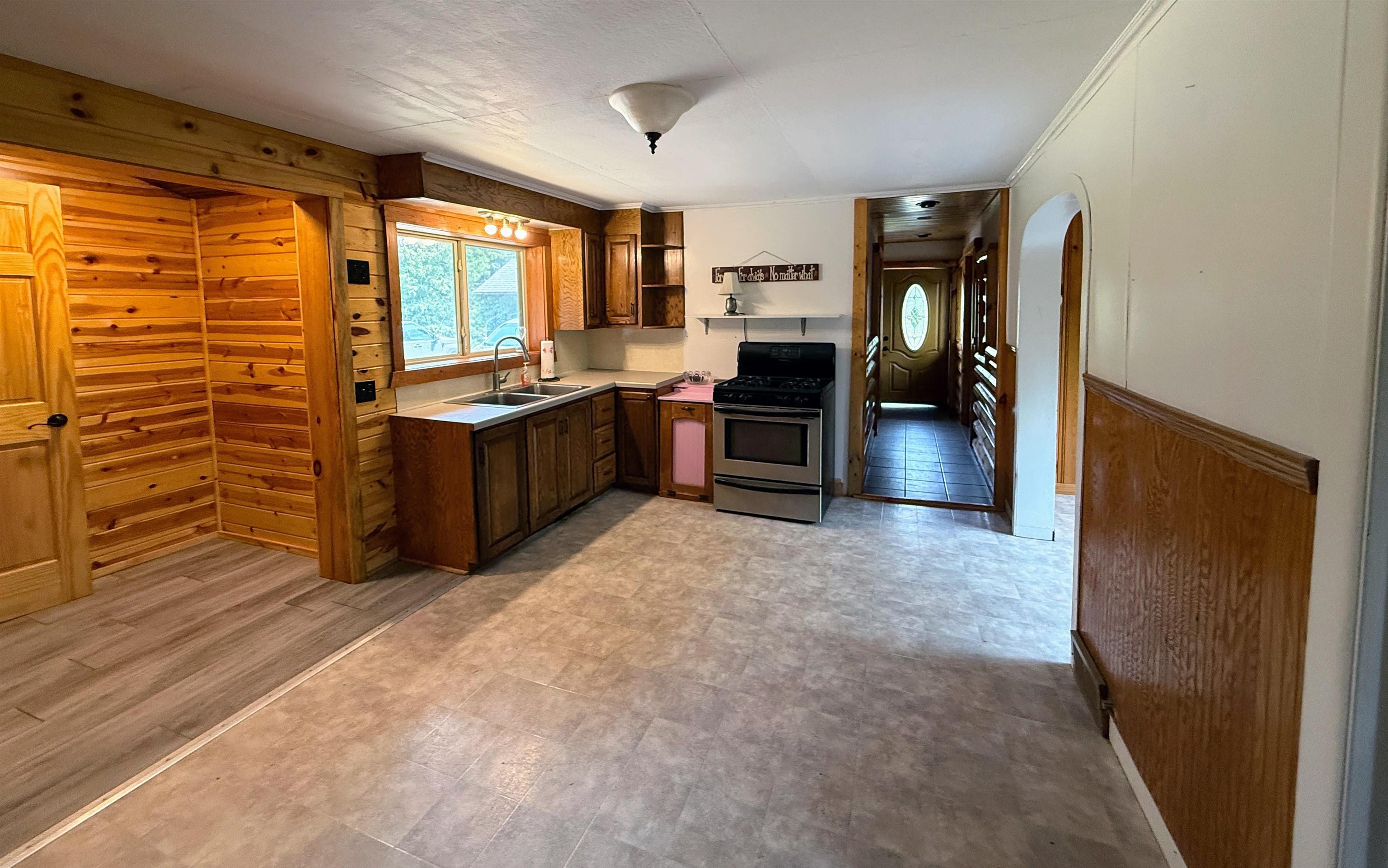 N8152 HIGHWAY 13, Phillips, Wisconsin 54555, 2 Bedrooms Bedrooms, ,1 BathroomBathrooms,Residential,For Sale,N8152 HIGHWAY 13,22603612