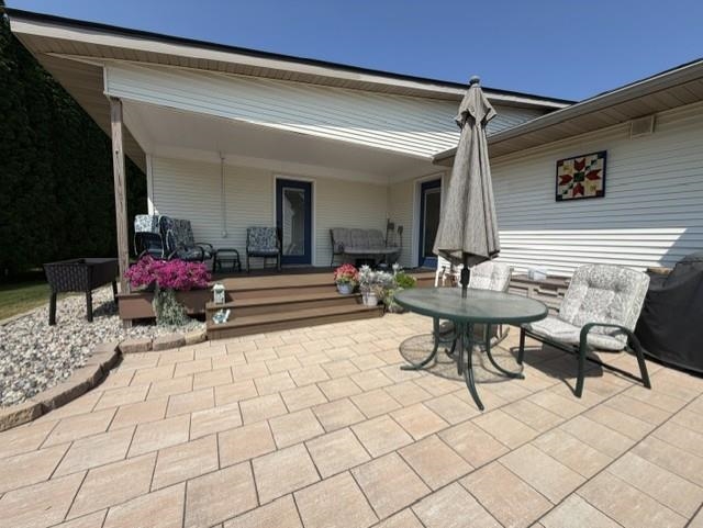 1511-1513 JONATHANS COURT, Plover, Wisconsin 54467, 3 Bedrooms Bedrooms, 6 Rooms Rooms,3.5 BathroomsBathrooms,Multi-family,For Sale,1511-1513 JONATHANS COURT,22603615