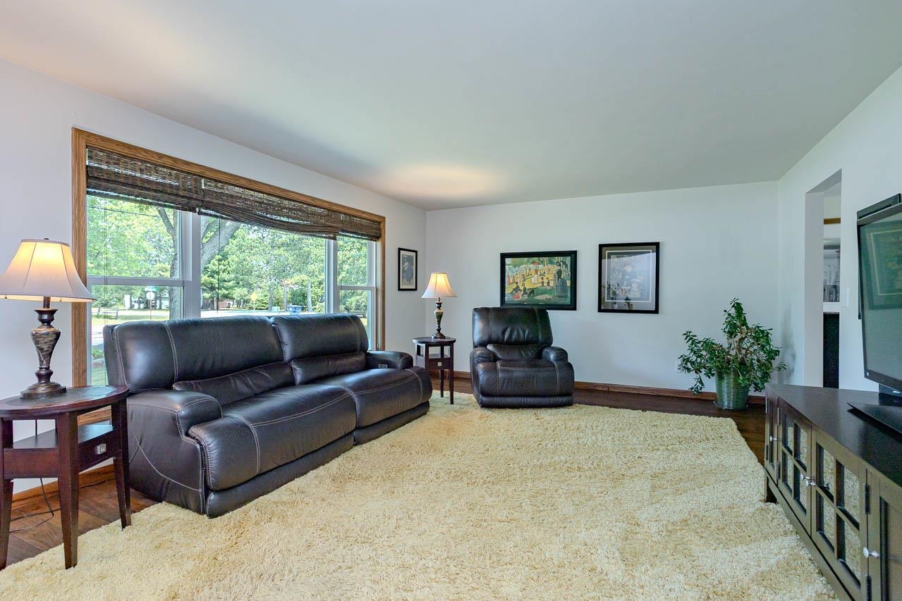 7611 CALLON AVENUE, Weston, Wisconsin 54476-9999, 3 Bedrooms Bedrooms, ,2 BathroomsBathrooms,Residential,For Sale,7611 CALLON AVENUE,22603617