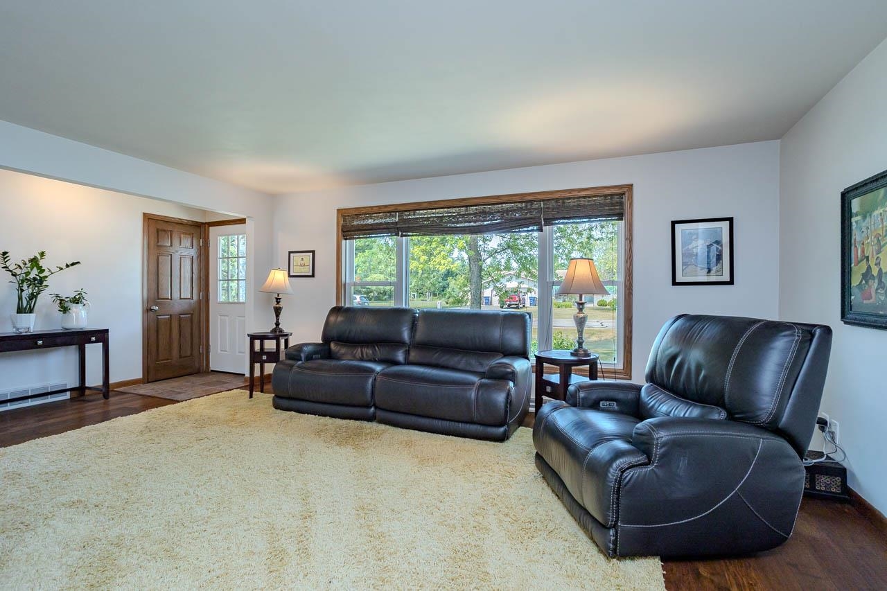 7611 CALLON AVENUE, Weston, Wisconsin 54476-9999, 3 Bedrooms Bedrooms, ,2 BathroomsBathrooms,Residential,For Sale,7611 CALLON AVENUE,22603617